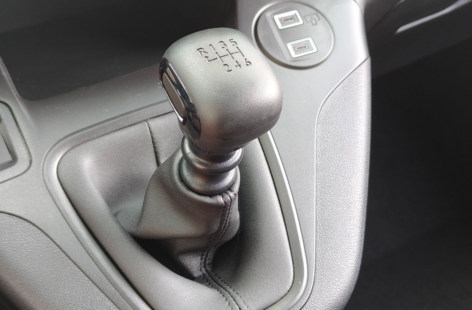 Fiat Doblò Furgon BlueHDi M - foto 5