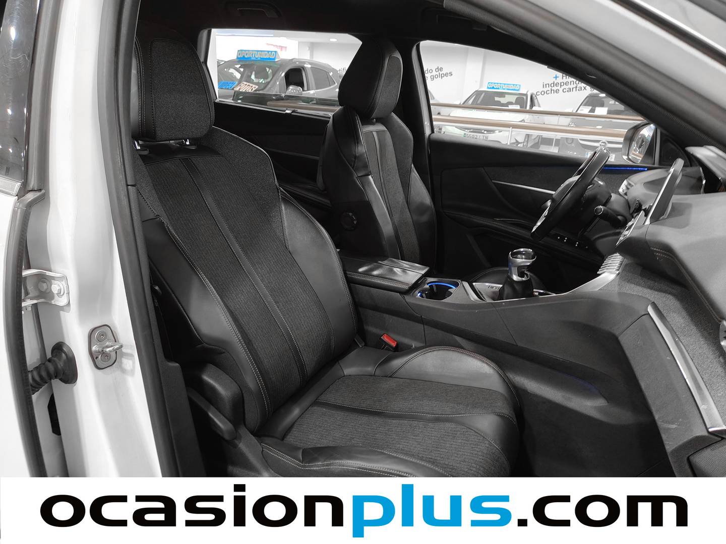 Foto Peugeot 5008 Peugeot 5008 BlueHDI 120 S&S GT Line (120 CV) 7 Plazas