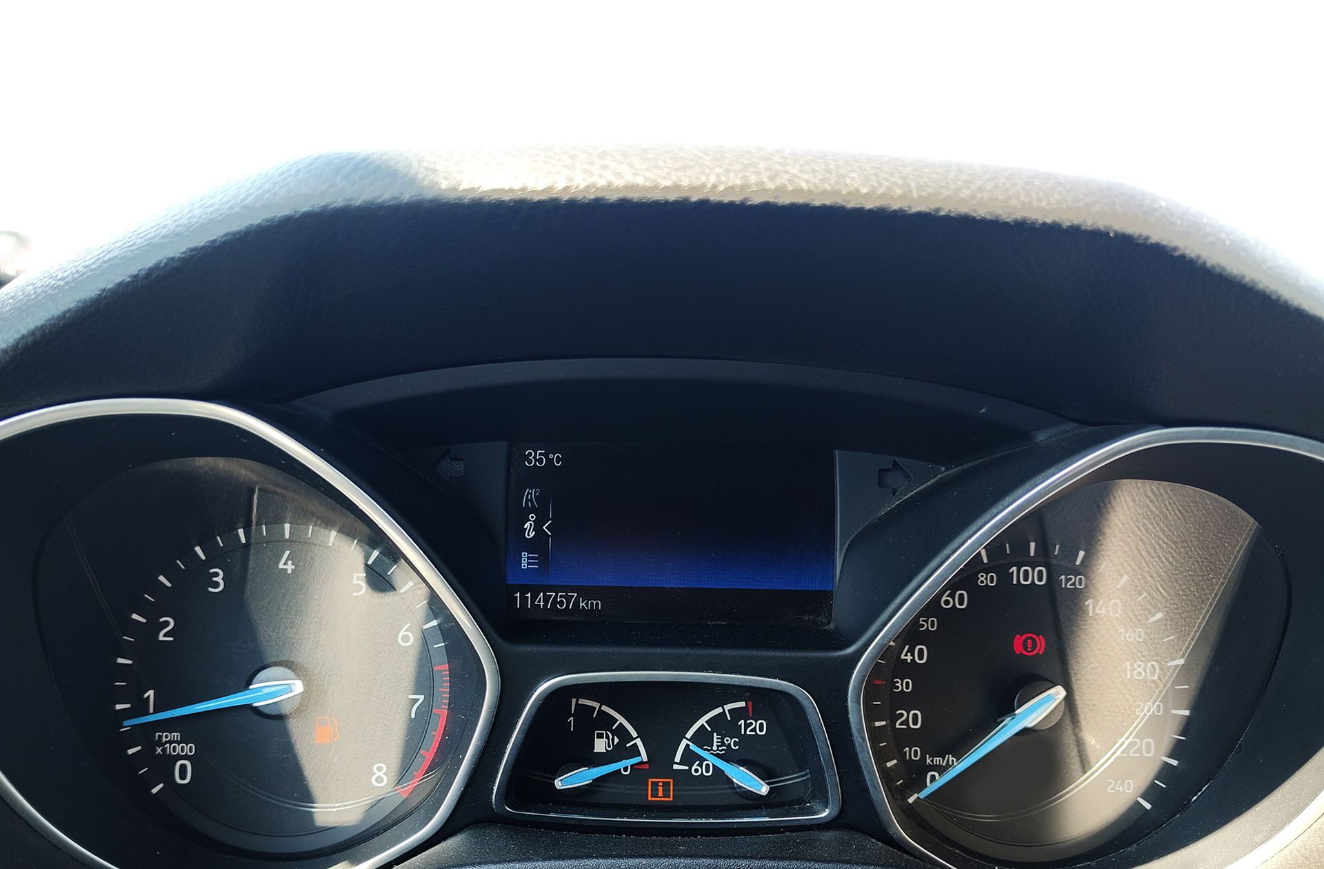 Ford Focus SportBreak 1.0 EcoBoost Business - foto 20