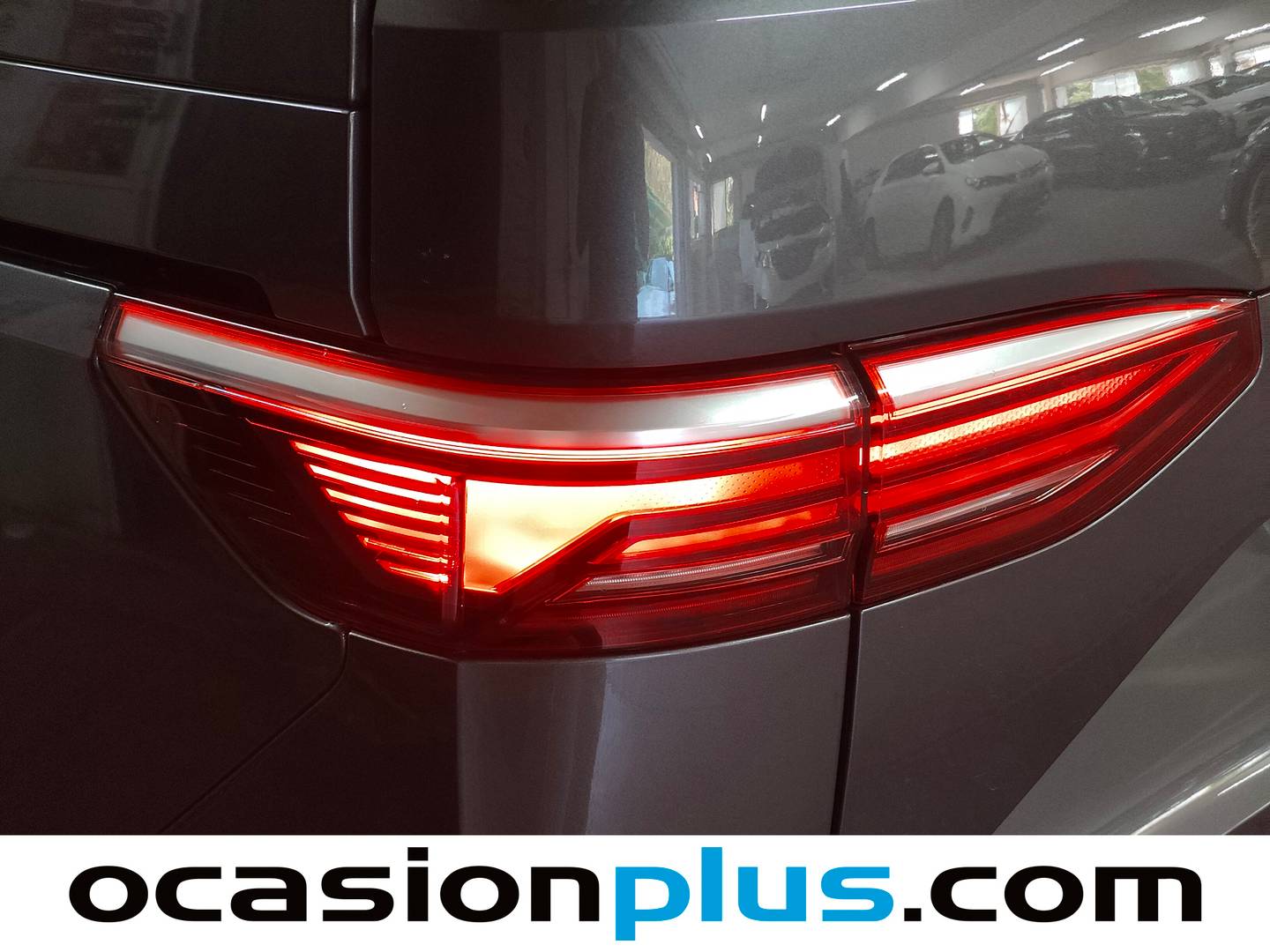 Volkswagen Multivan Volkswagen Multivan 1.4 TSI PHEV Batalla Corta (218 CV) DSG 7 Plazas al mejor precio
