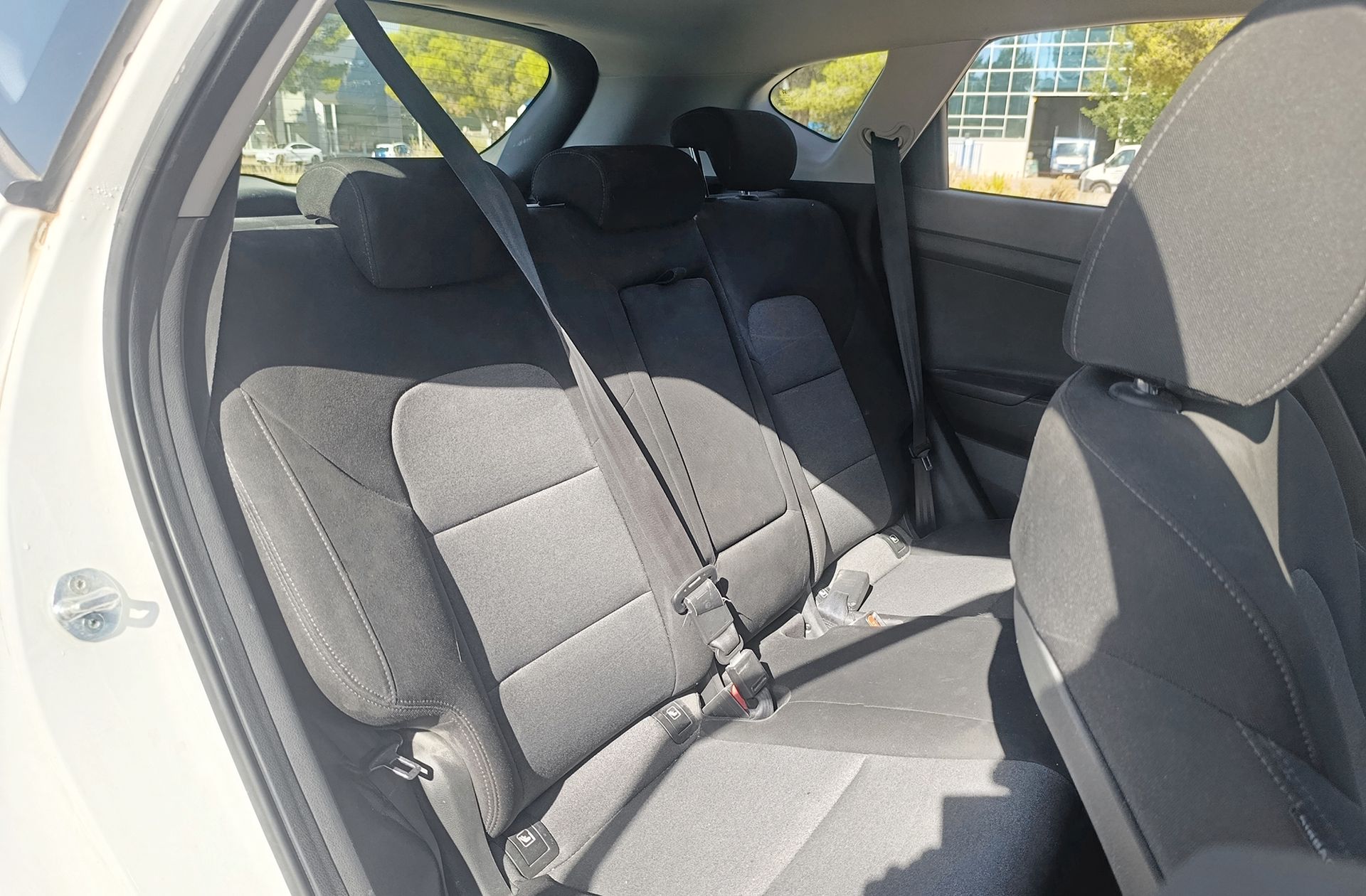Hyundai Tucson 1.6 CRDi 48V SLE 4x2 - foto 19