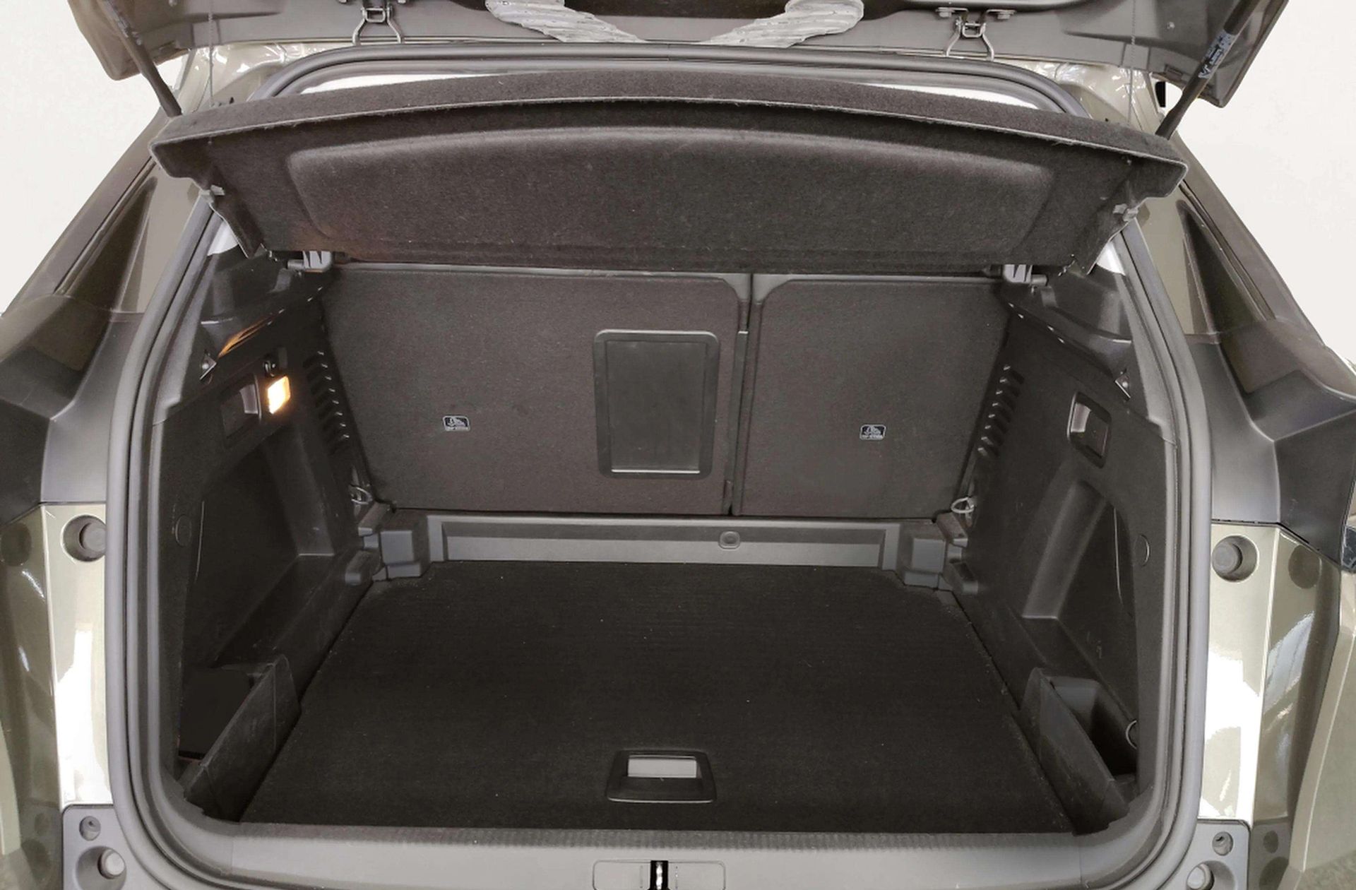 Peugeot 3008 1.6L THP Allure EAT6 - foto 16