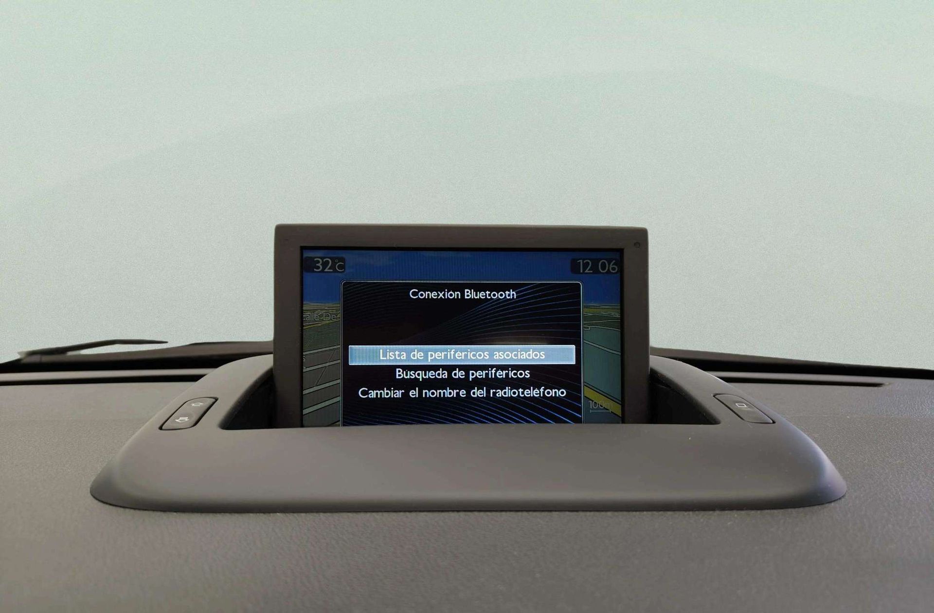 Peugeot 5008 1.6 BlueHDi Allure EAT6 7 plazas - foto 32