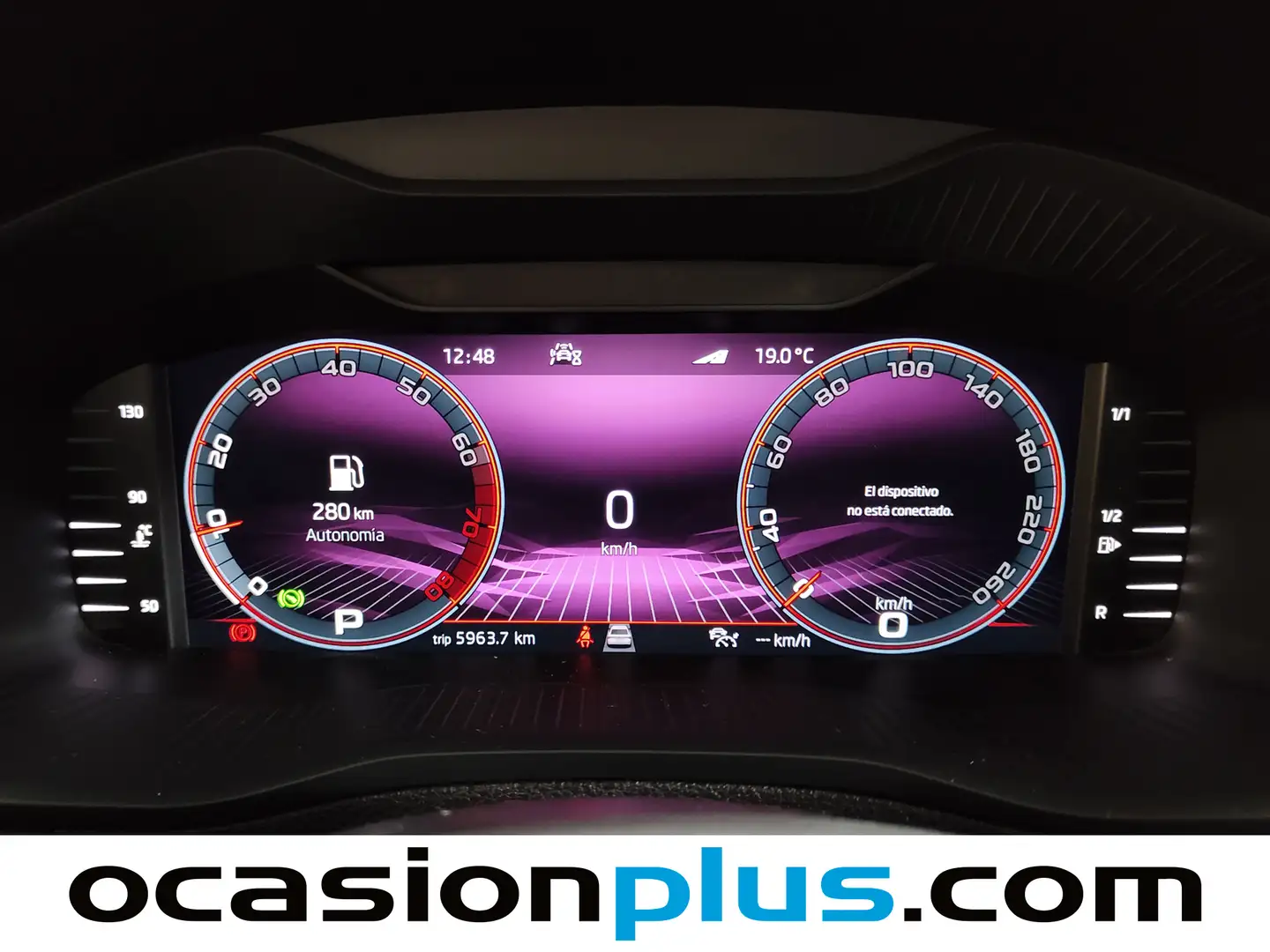 Foto Skoda Karoq Skoda Karoq 1.5 TSI ACT Sportline DSG (150 CV)