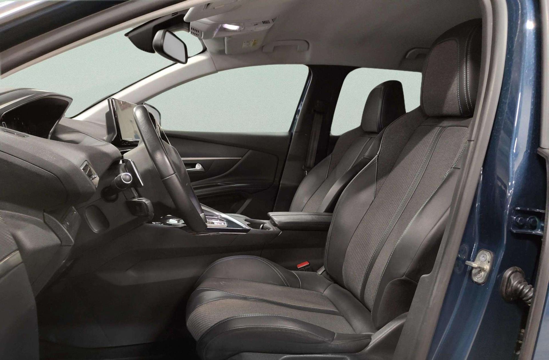 Peugeot 3008 BlueHDi 130 Allure EAT8 - foto 15