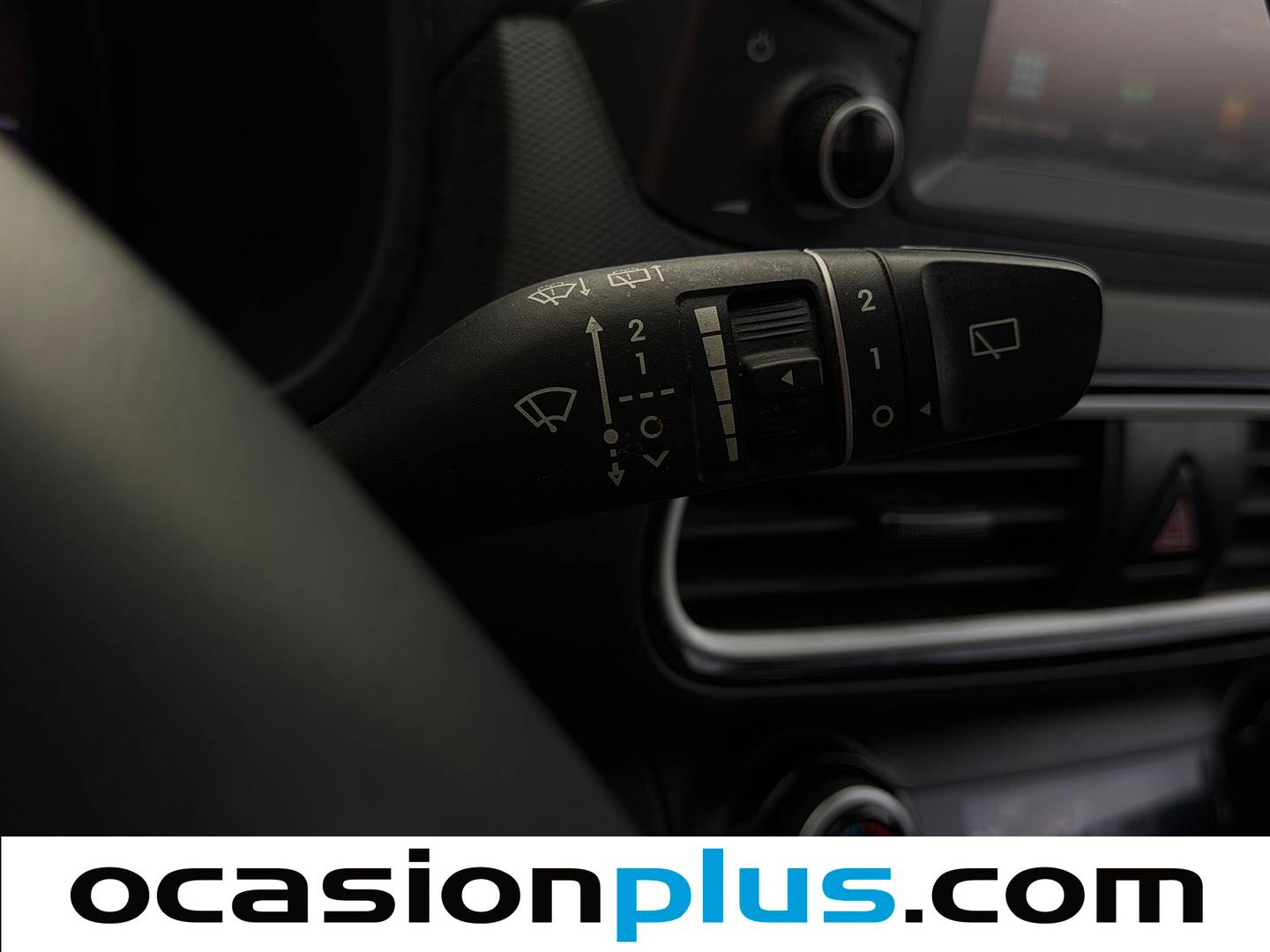 Hyundai Kona Hyundai Kona 1.6 GDI HEV Klass DT (141 CV) seminuevo