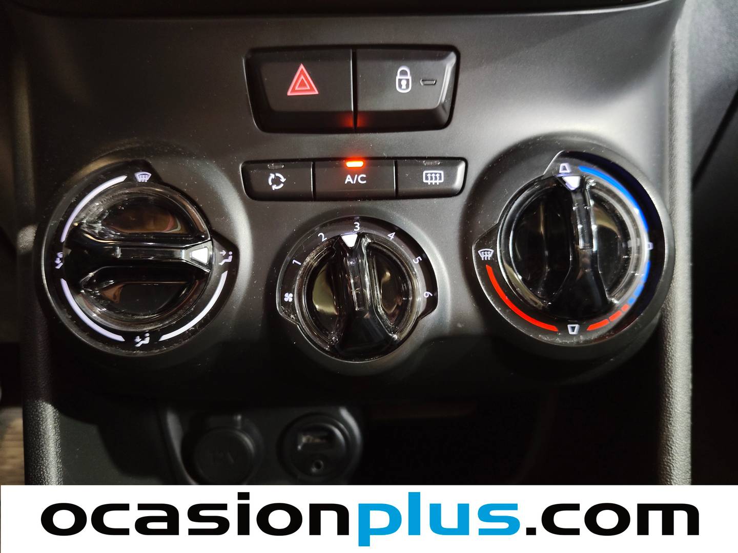 Acabados Peugeot 208 Peugeot 208 1.4 HDi Business Line (68 CV)