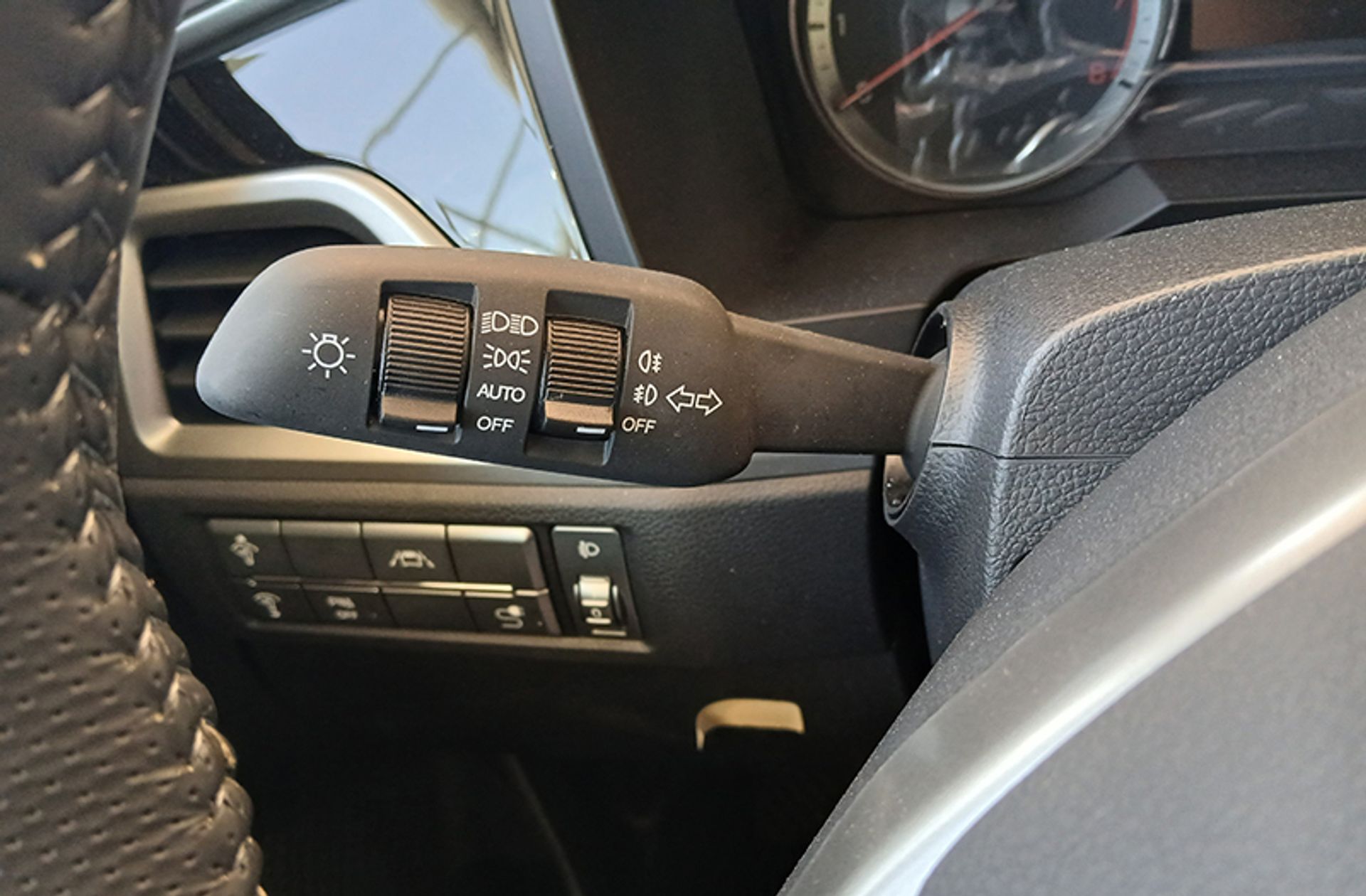 SsangYong Korando G15T Urban - foto 25