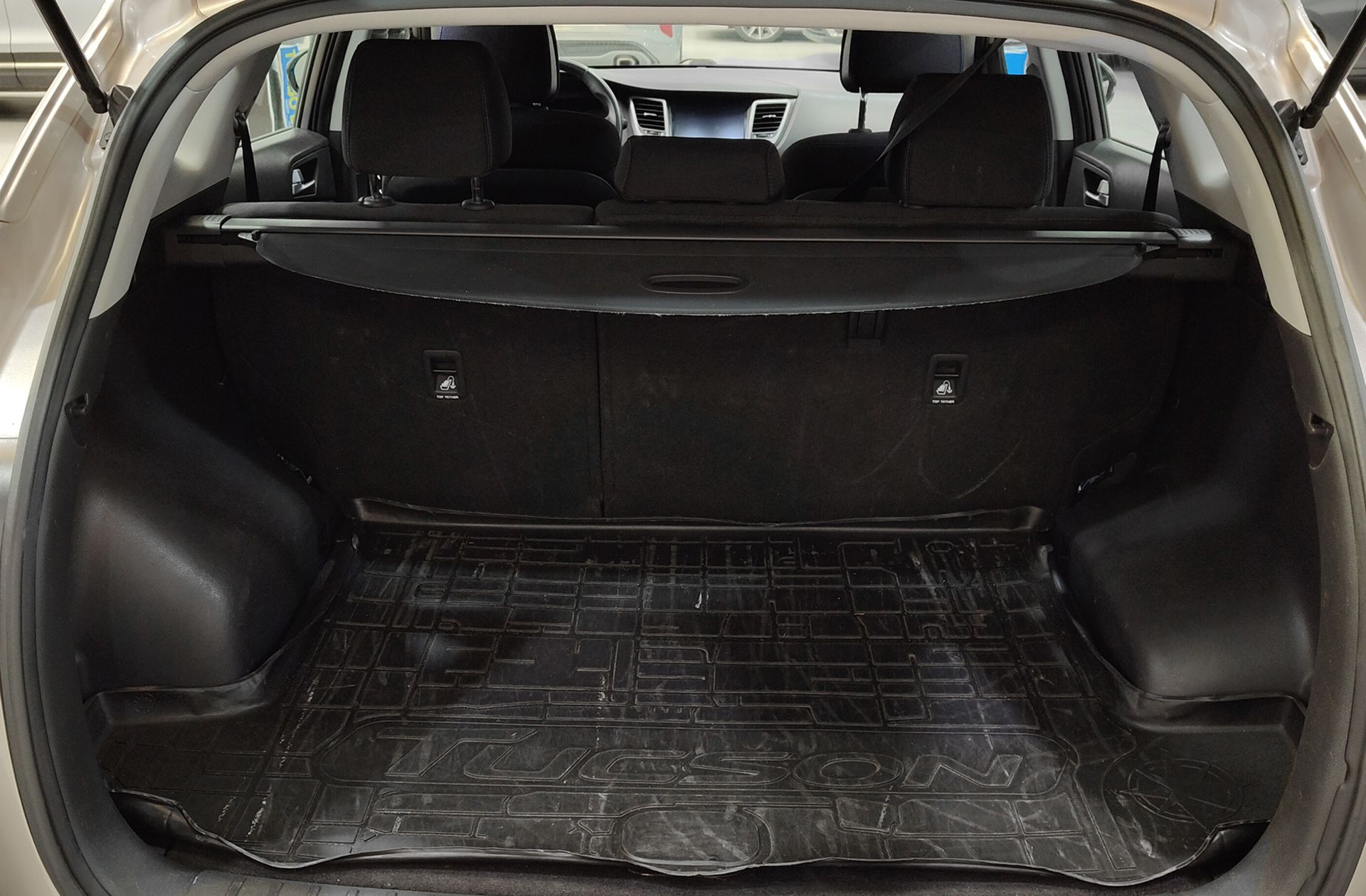Hyundai Tucson 1.7 CRDi BlueDrive Link Sky 4x2 - foto 17