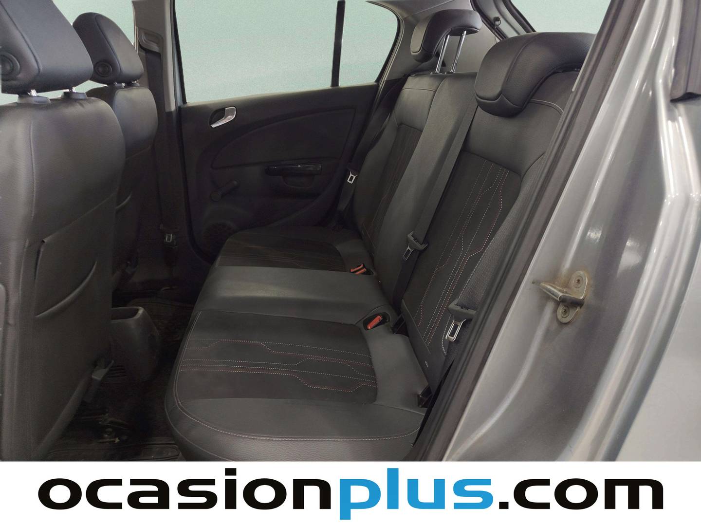 Foto asientos traseros Opel Corsa Opel Corsa 1.3 ecoFLEX Selective (75 CV)