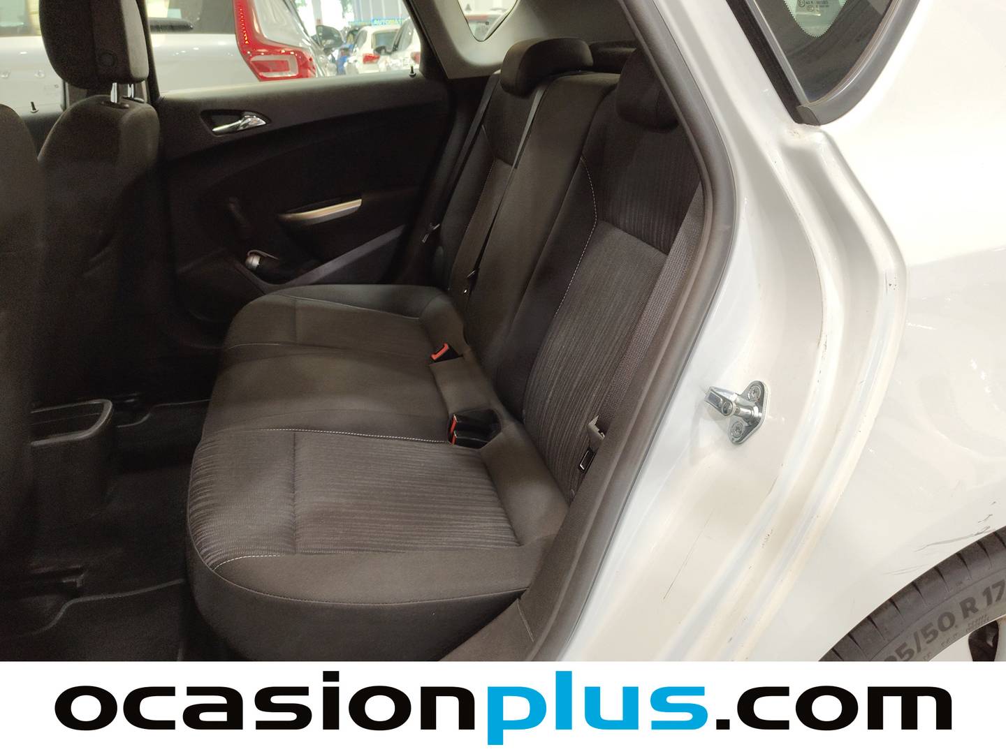Foto asientos traseros Opel Astra Opel Astra 1.7 CDTI Enjoy (110 CV)