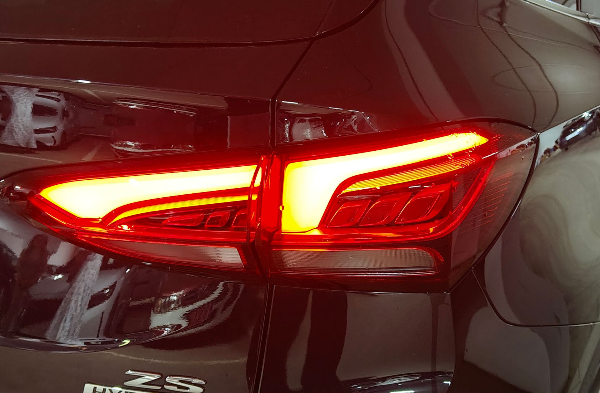 MG ZS 1.5 Hybrid+ Luxury - foto 21