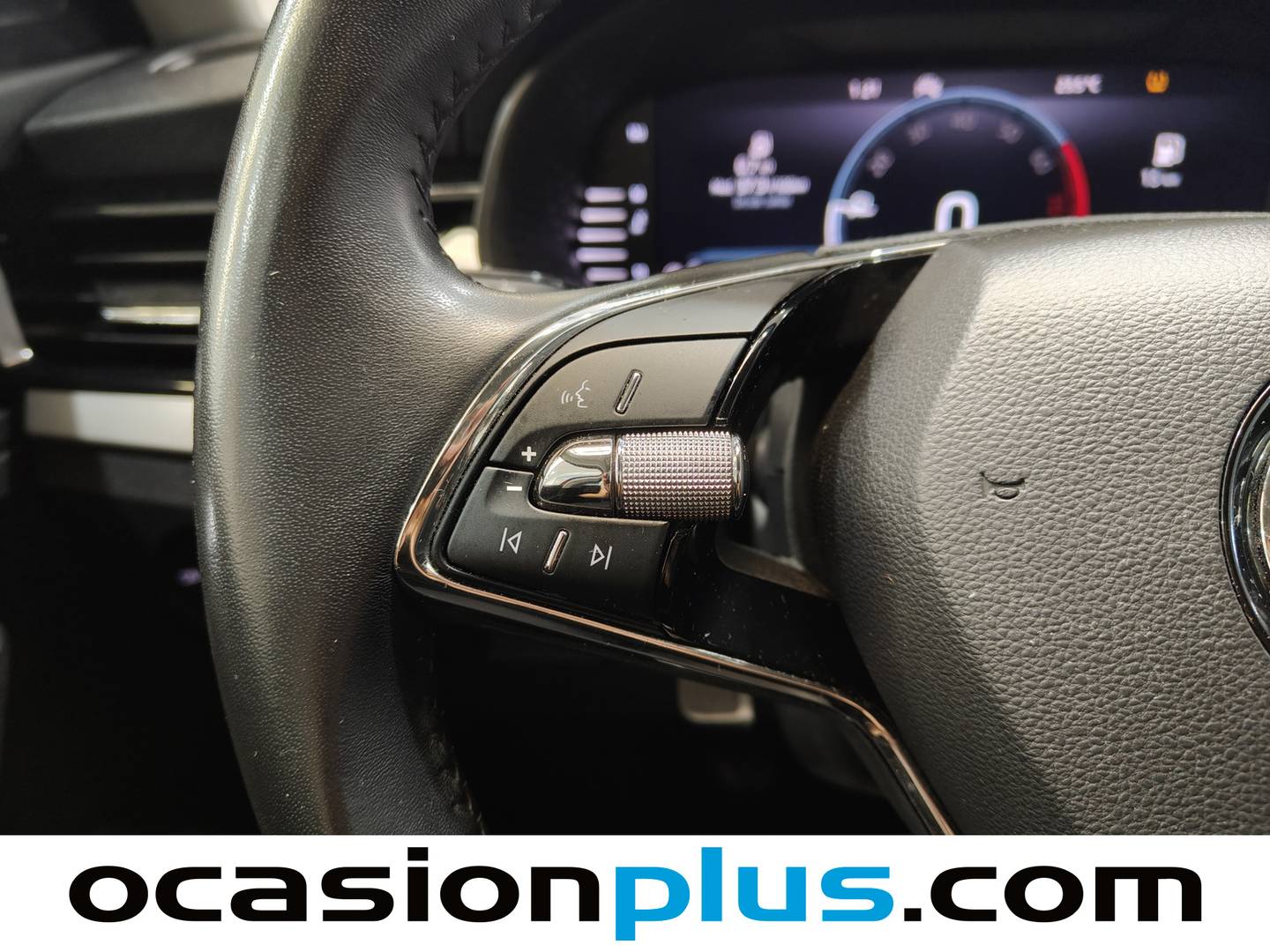 Foto Skoda Kamiq Skoda Kamiq 1.0 TSI Emotion (110 CV)