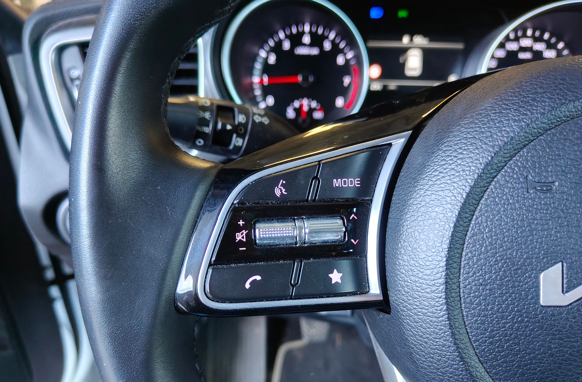 Kia Ceed 1.0 T-GDi Drive - foto 26