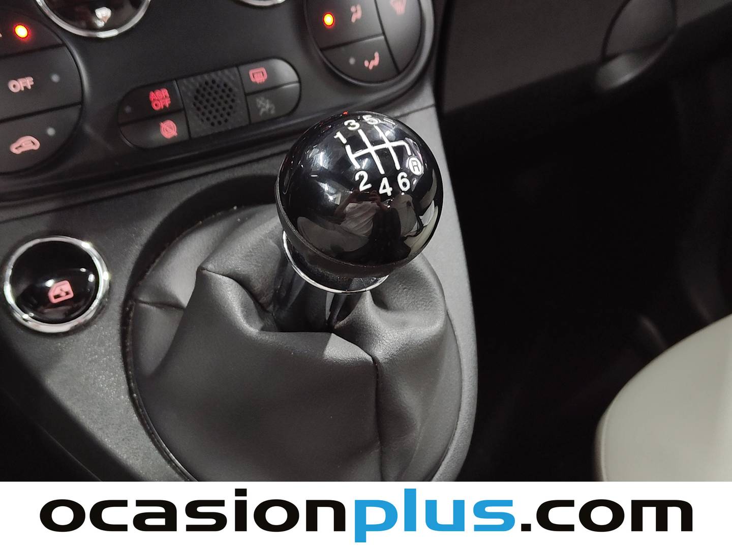 Fiat 500 Fiat 500 1.0 Hybrid Dolcevita (70 CV) de segunda mano