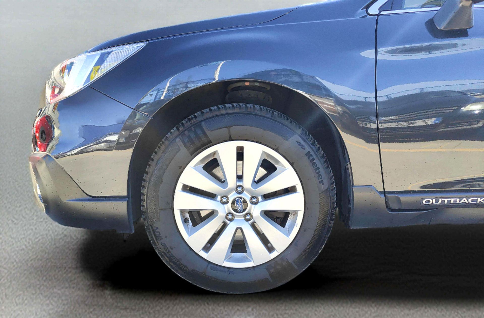 Subaru Outback 2.0 TD Executive Plus CVT Lineartron AWD - foto 37