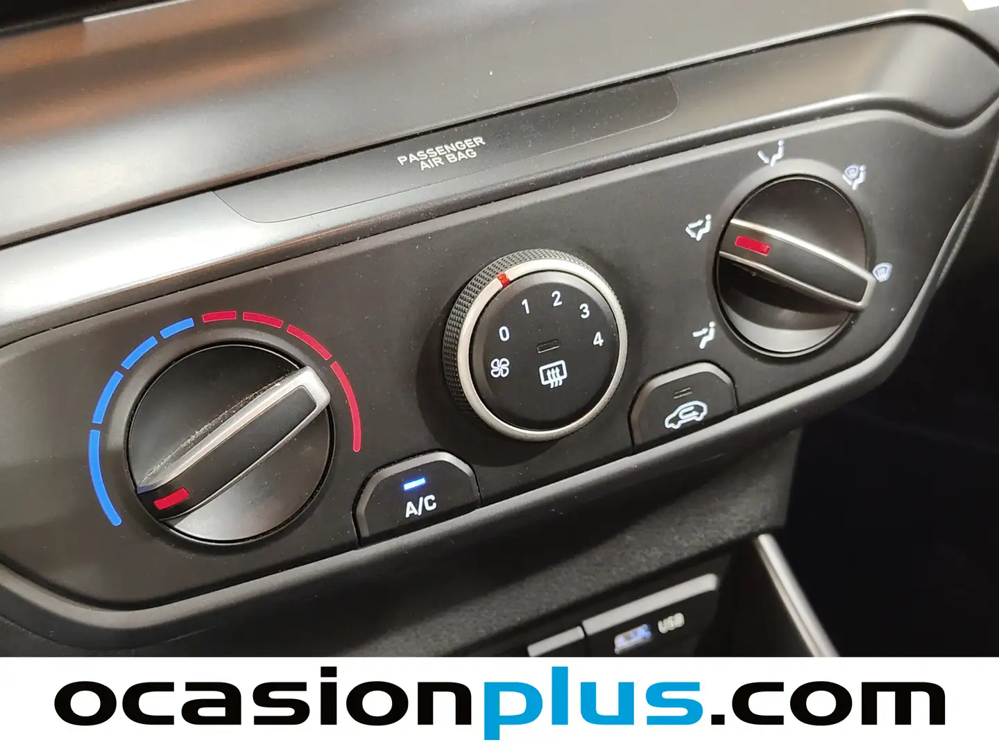 Foto Hyundai Bayon Hyundai Bayon 1.2 MPI Maxx (84 CV)