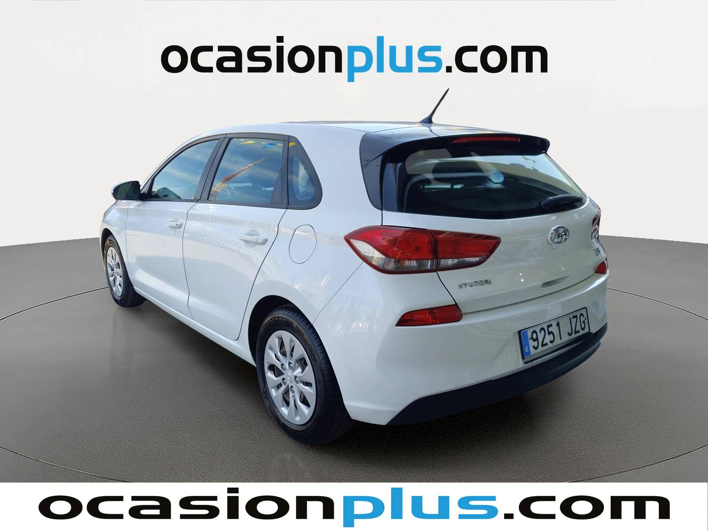 Foto trasera Hyundai i30 Hyundai i30 1.0 TGDI Klass (120 CV) izquierda