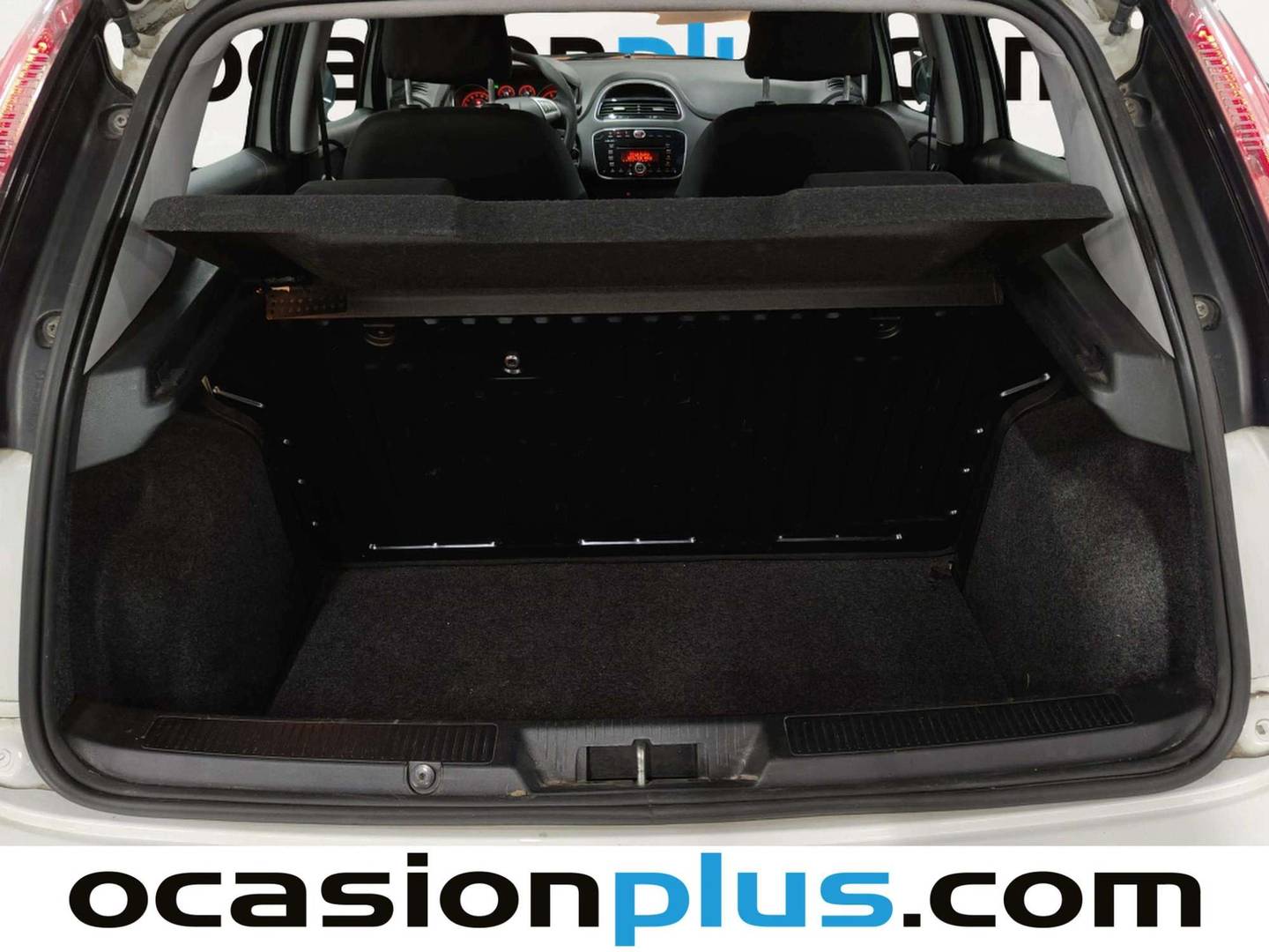 Fotos maletero Fiat Punto Fiat Punto 1.2 8v S&S Gasolina Pop (69 CV)