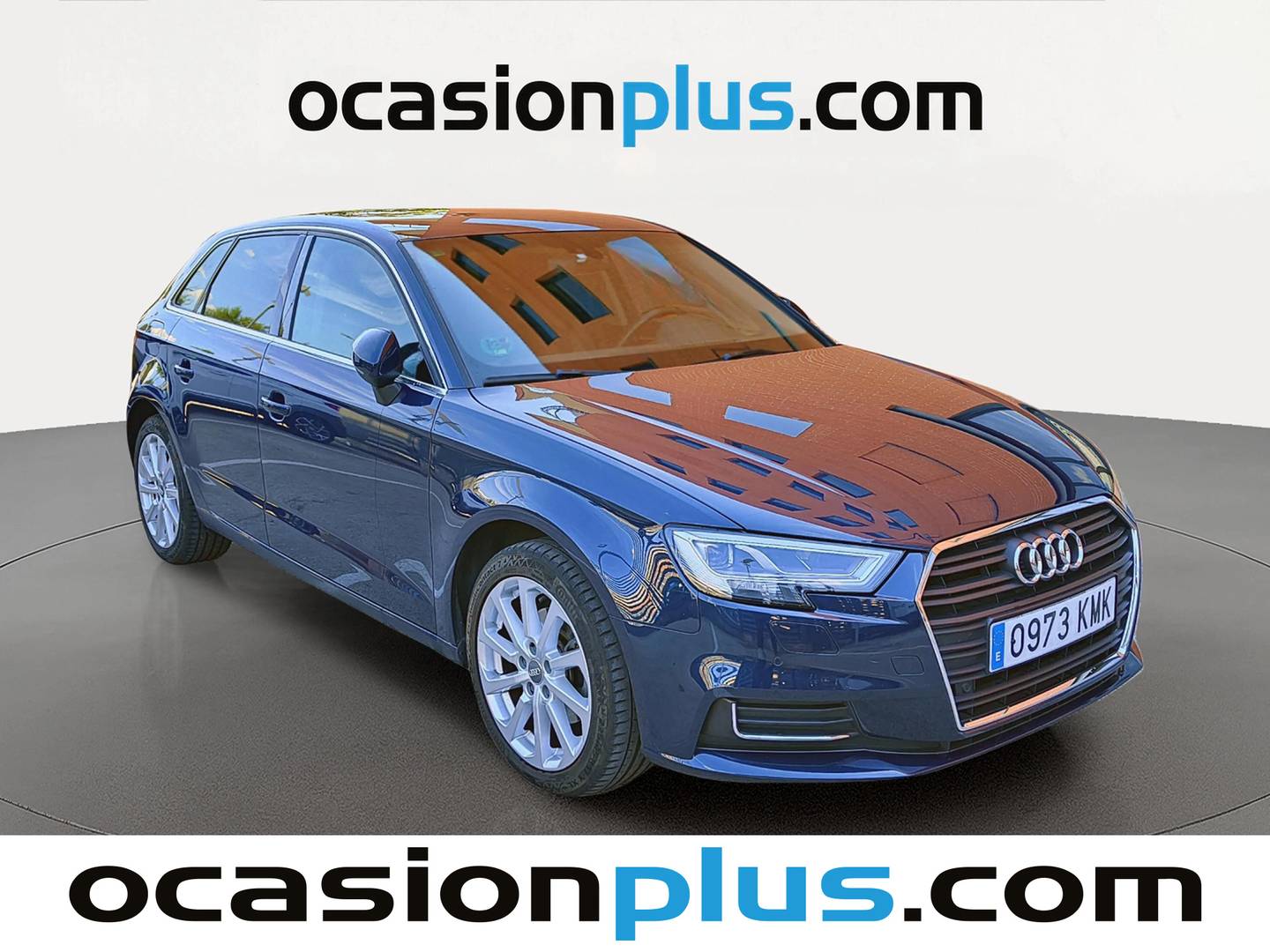 Foto delantera Audi A3 Audi A3 Sportback design edition 1.5 TFSI CoD EVO (150 CV) S tronic derecha