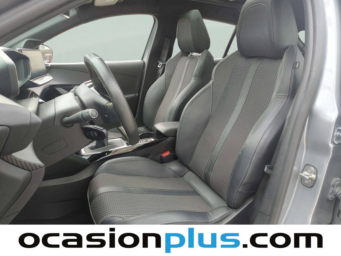 Foto asientos delanteros Peugeot 208 Peugeot 208 PureTech 100 GT (100 CV)