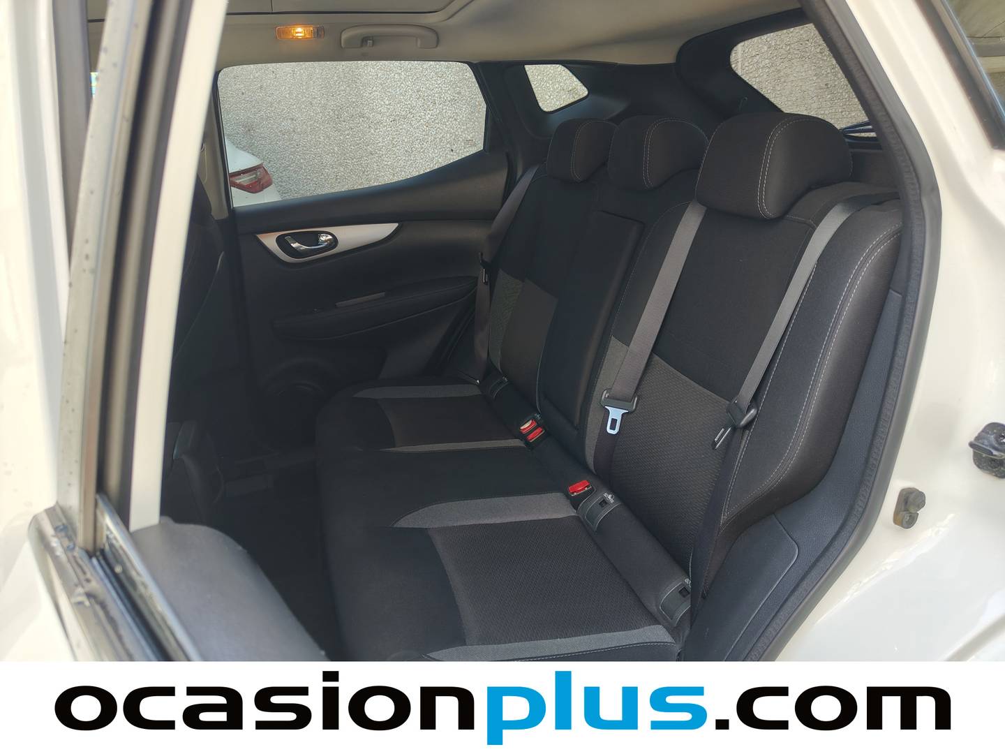 Foto asientos traseros Nissan QASHQAI Nissan Qashqai DIG-T (140 CV) E6D N-CONNECTA