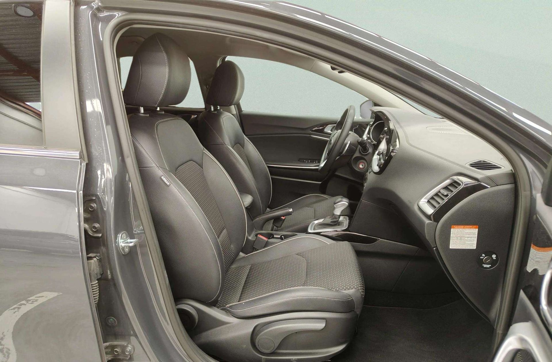 Kia Ceed 1.6 MHEV Tech DCT - foto 20