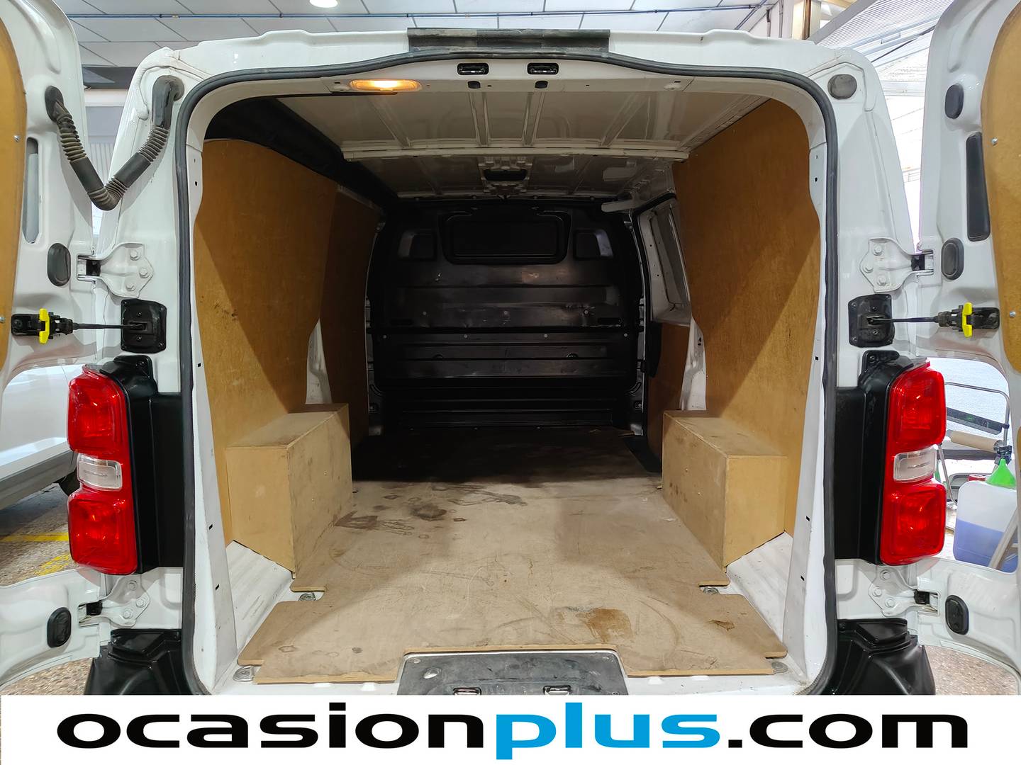 Foto asientos traseros Opel Vivaro Opel Vivaro Furgon 1.5 Diésel L Incrementada Select (102 CV)