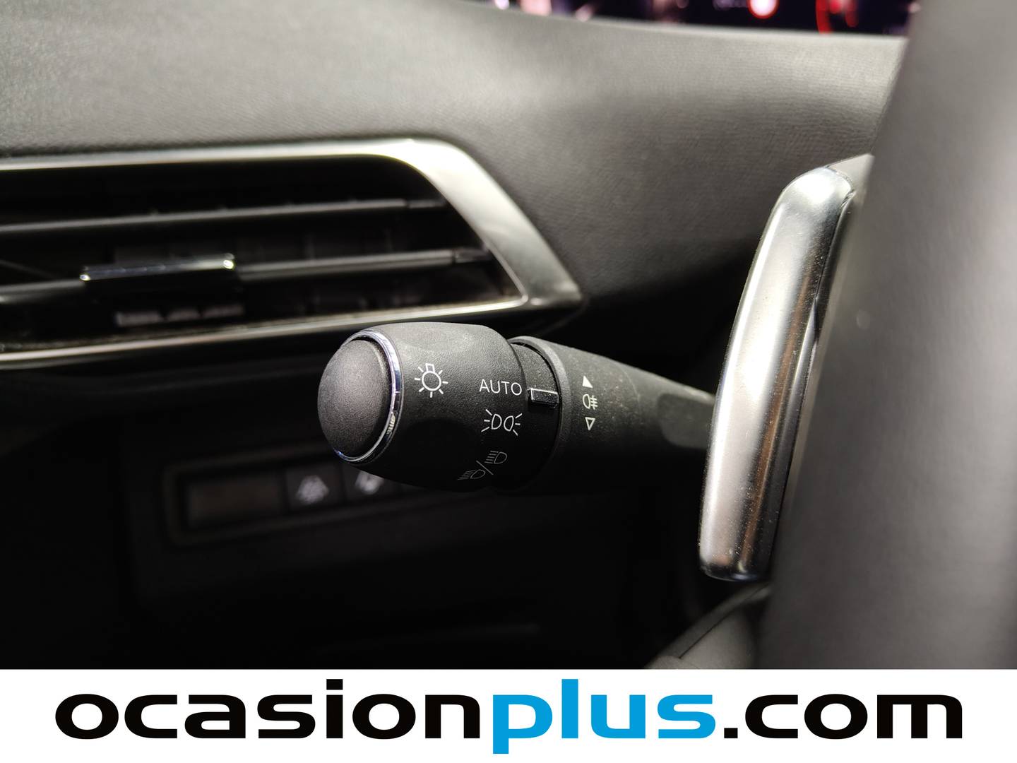 Foto Peugeot 3008 Peugeot 3008 PureTech 130 S&S GT EAT8 (130 CV)