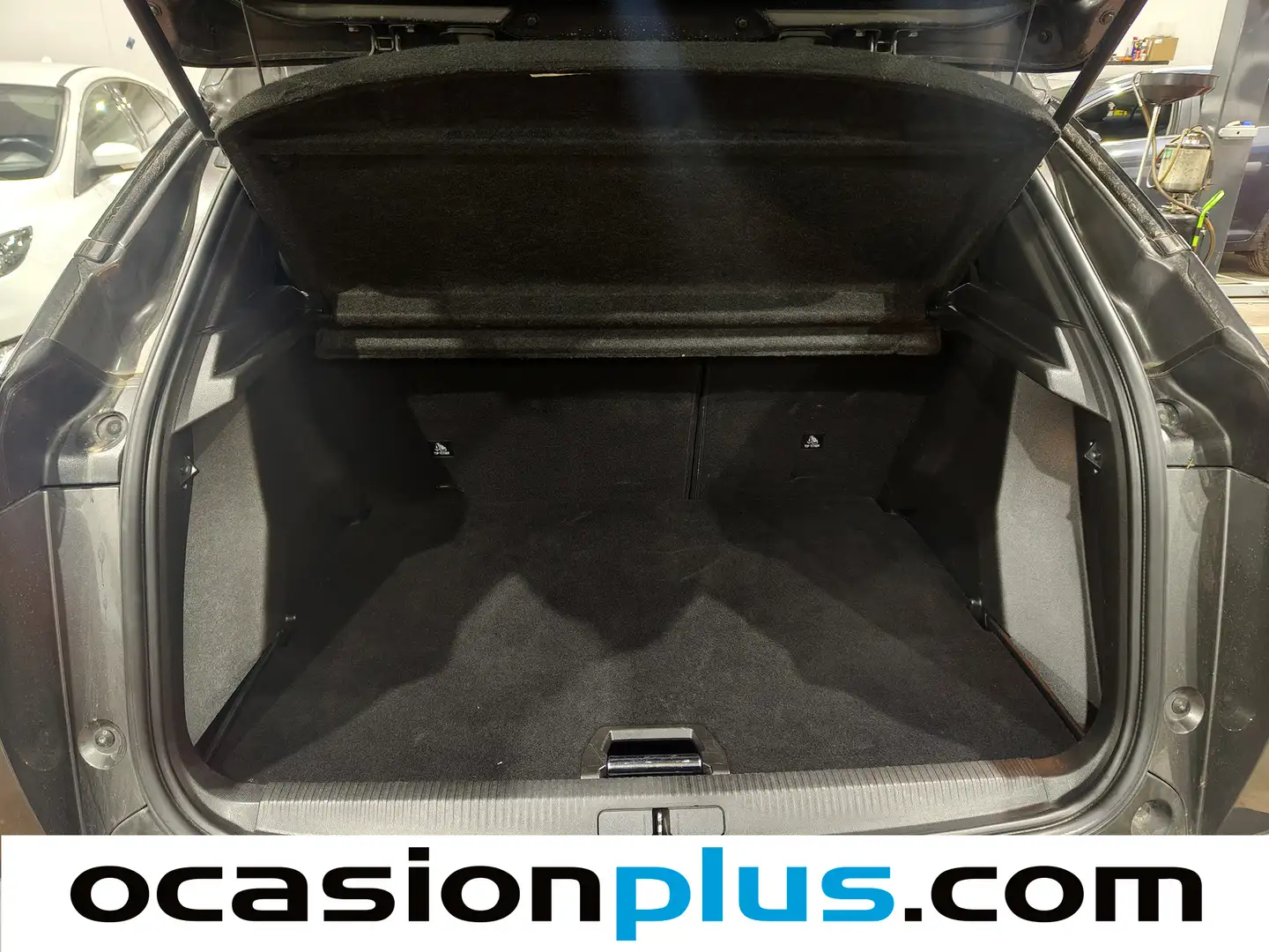 Foto Peugeot 2008 Peugeot 2008 PureTech 130 S&S Allure  (130 CV)