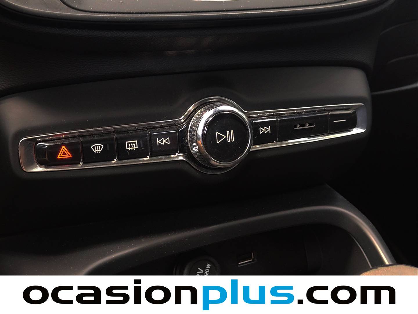 Paquetes del Volvo XC40 Volvo XC40 T2 Momentum Core (129 CV)