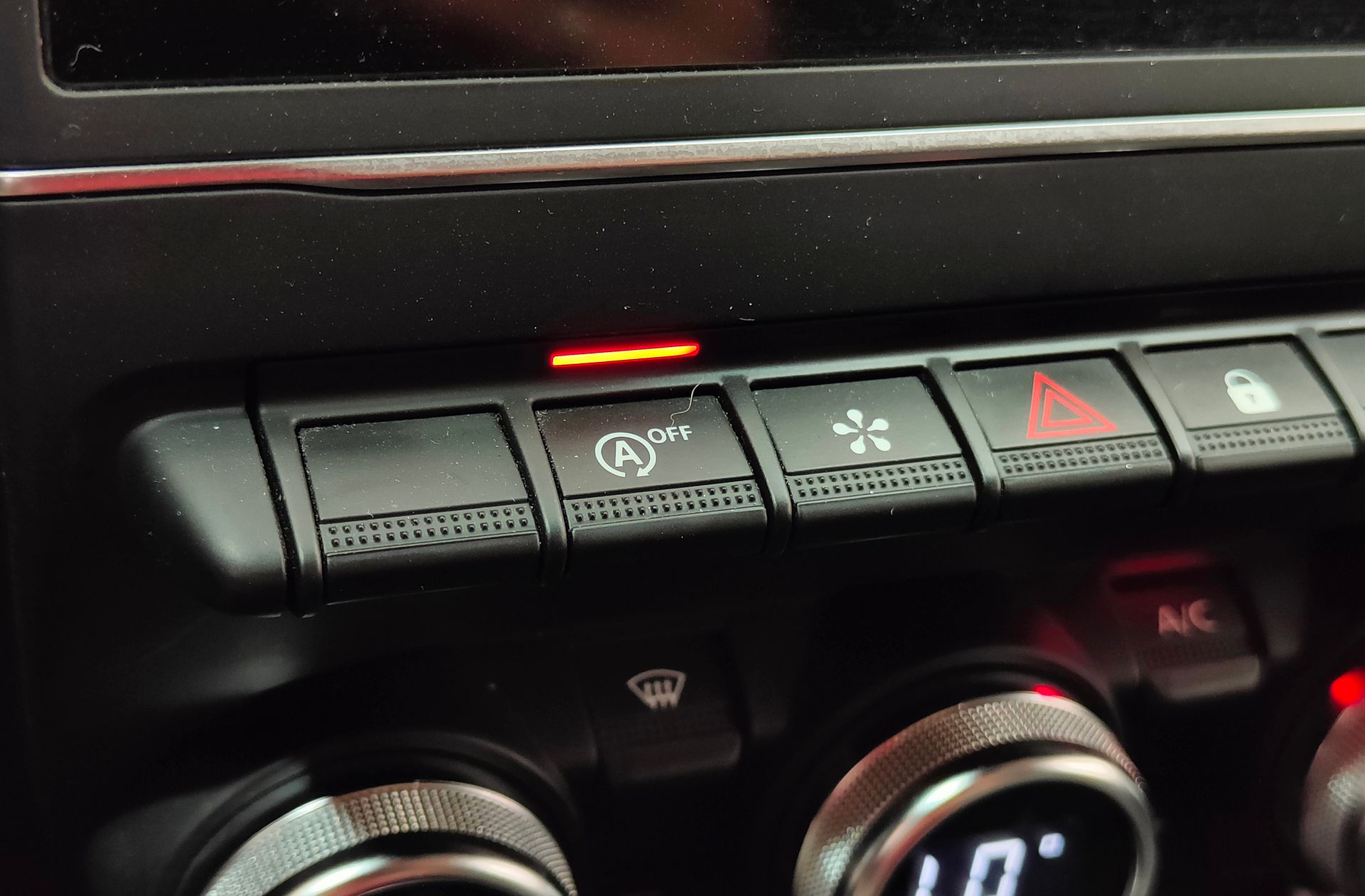 Renault Captur Zen TCe Micro Híbrido EDC GPF - foto 29