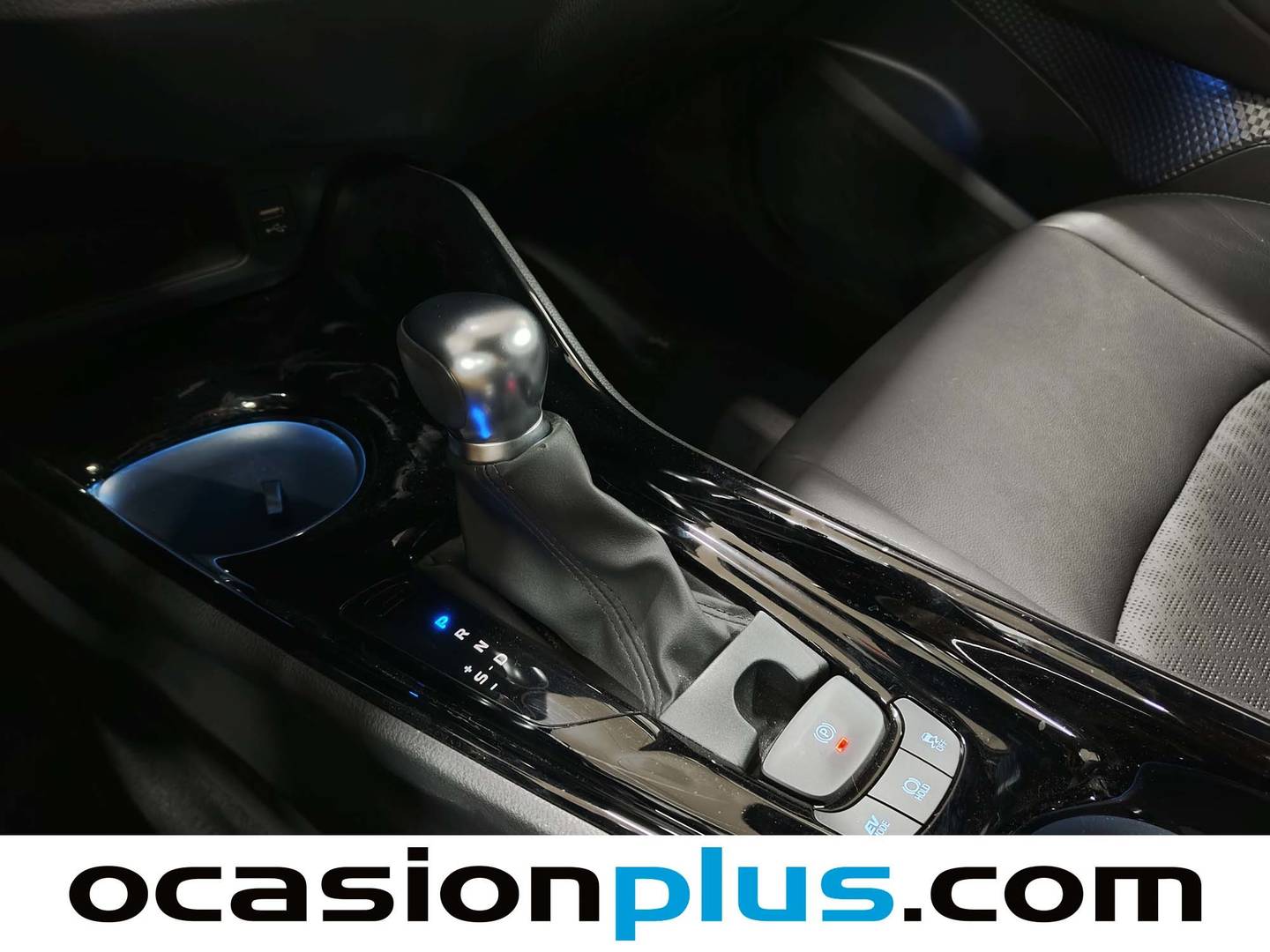 Toyota C-HR Toyota C-HR 180H Advance (184 CV) de segunda mano