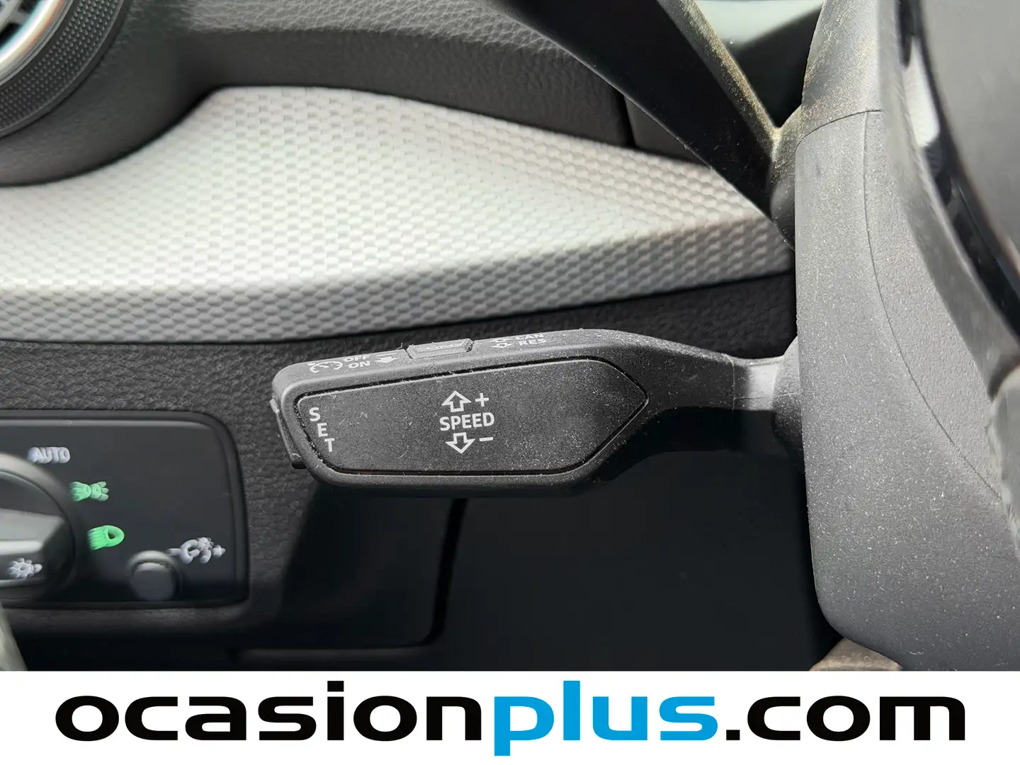 Foto Audi Q2 Audi Q2 Advanced 30 TDI (116 CV)