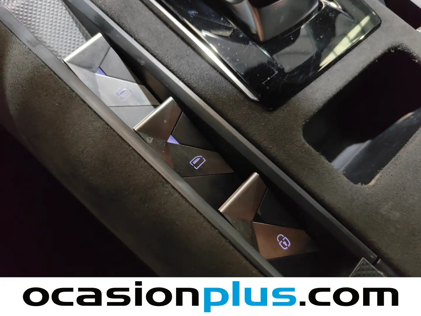 Foto DS DS 7 Crossback DS DS7 Crossback BlueHDi 130 DE Performance Line AT (130 CV)