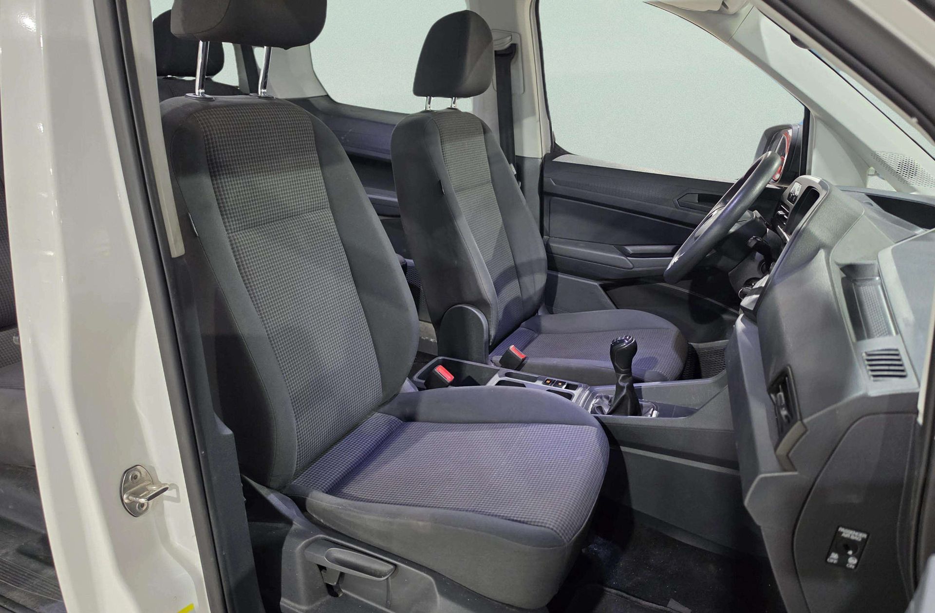 Volkswagen Caddy 2.0 TDI - foto 13