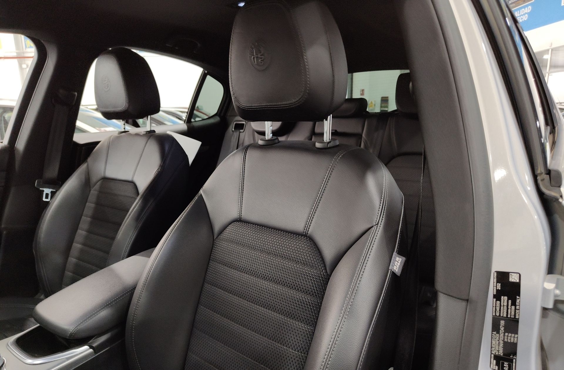 Alfa Romeo Stelvio 2.2 Diesel Sprint AWD - foto 7