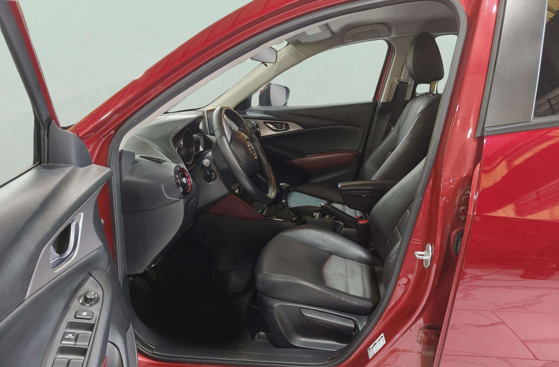 Mazda CX-3 2.0 Skyactiv GE Luxury 2WD - foto 8