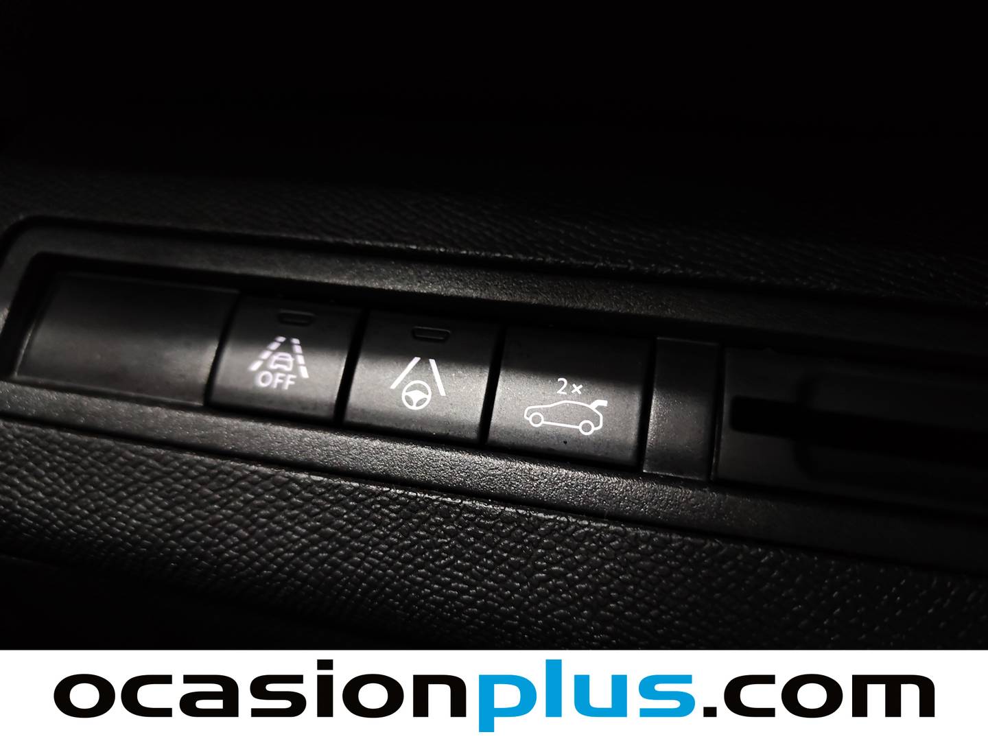 Foto Peugeot 3008 Peugeot 3008 PureTech 130 S&S GT EAT8 (130 CV)