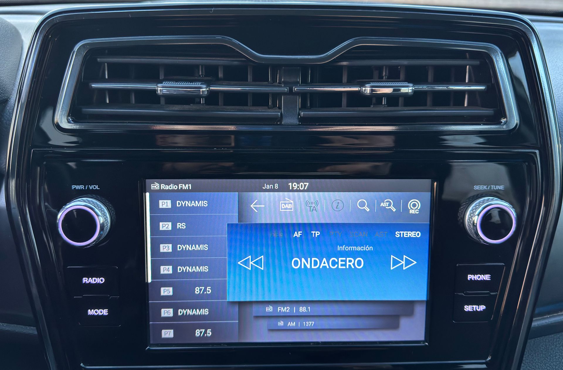 SsangYong Tivoli G12T Urban Plus - foto 30