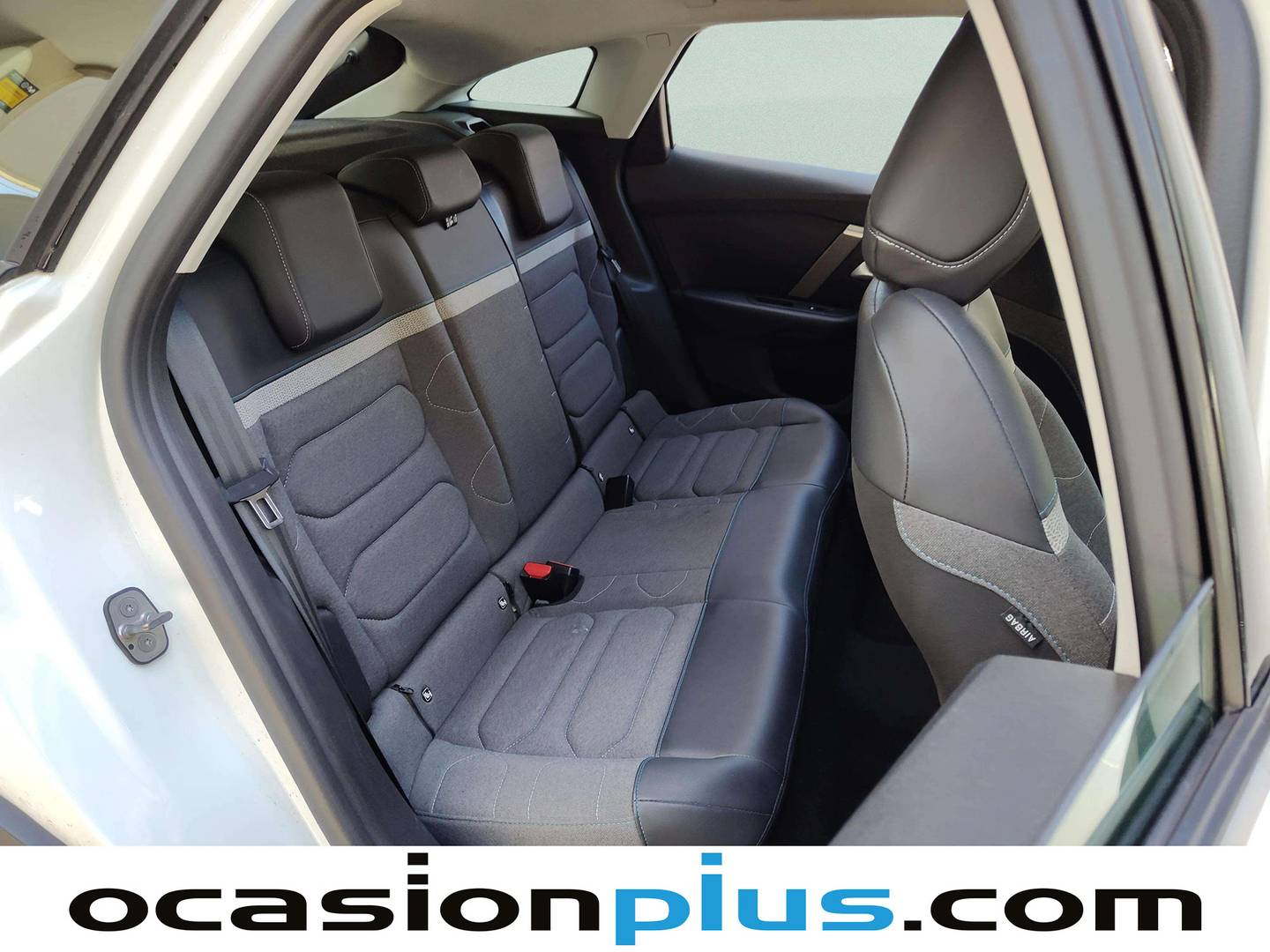 Citroën C4 Citroën C4 PureTech 130 S&S Plus EAT8 (131 CV) gasolina