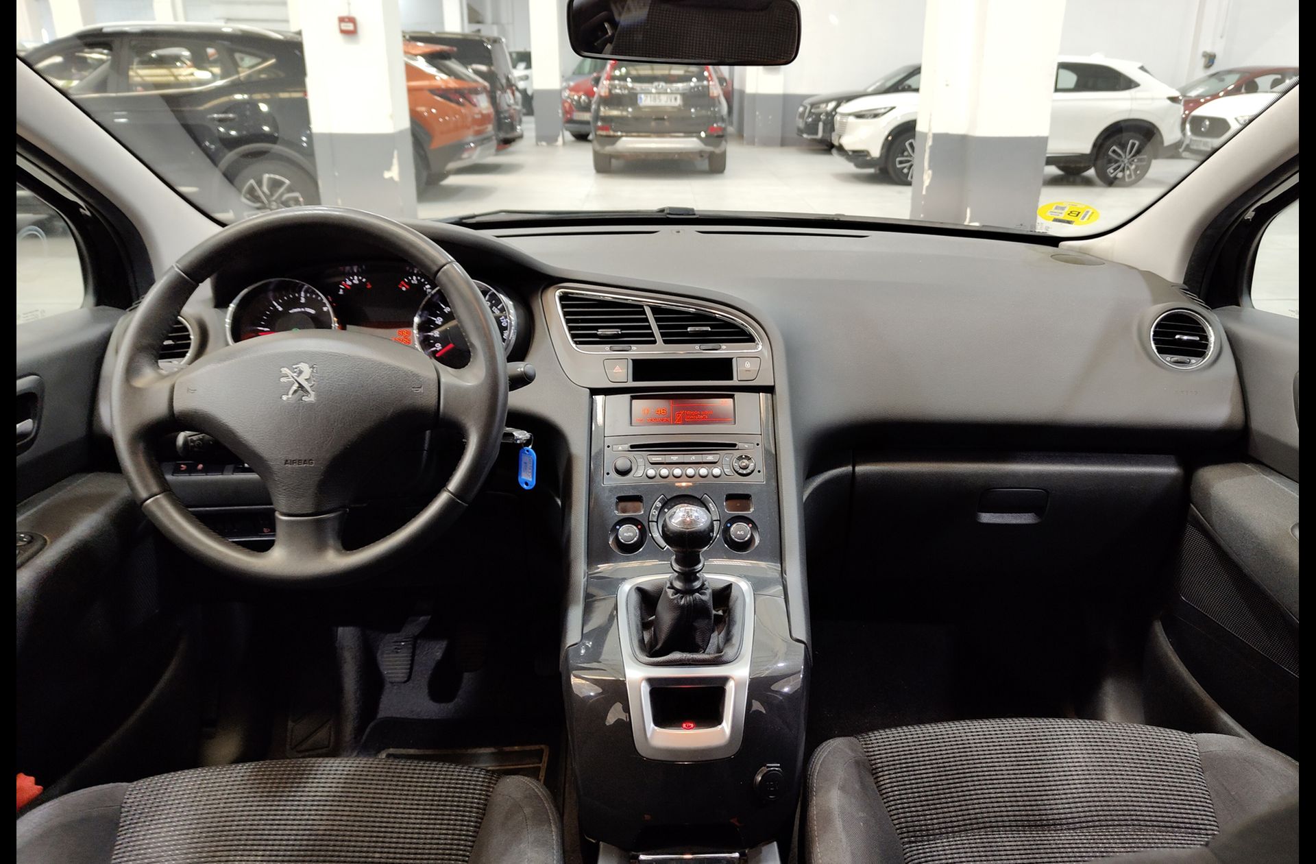 Peugeot 5008 1.6 HDi FAP Active 7 plazas - foto 6