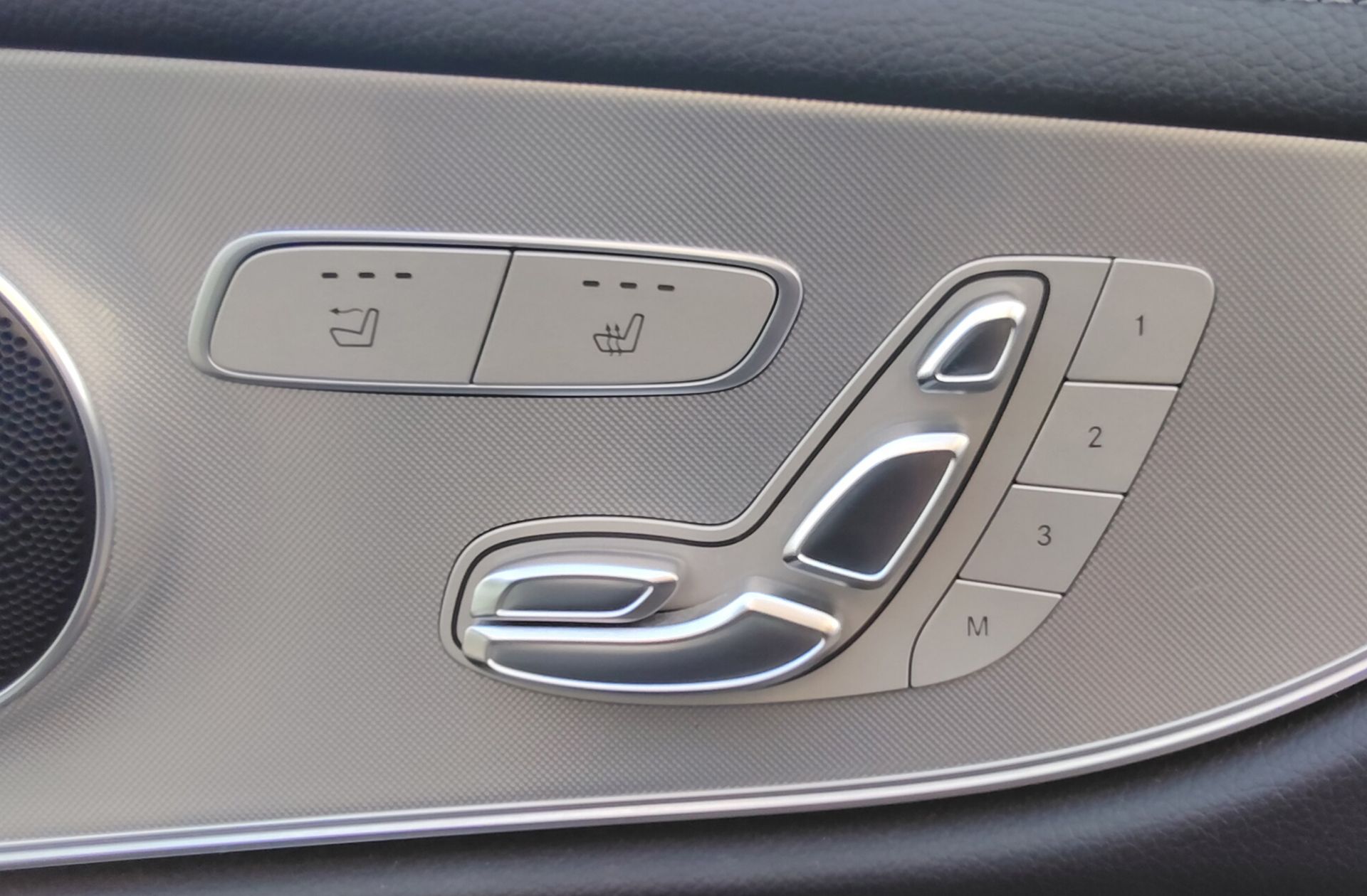 Mercedes-Benz Clase E 220 d Cabrio Pack AMG - foto 14
