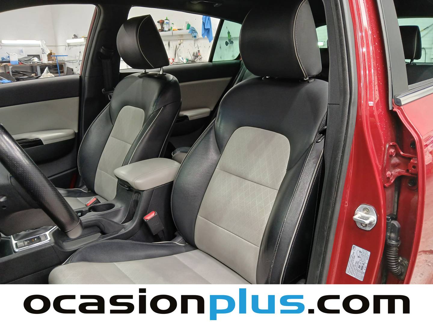 Foto asientos delanteros KIA Sportage KIA Sportage Sportage 1.6 T-GDi GT Line 4x4 (177 CV)