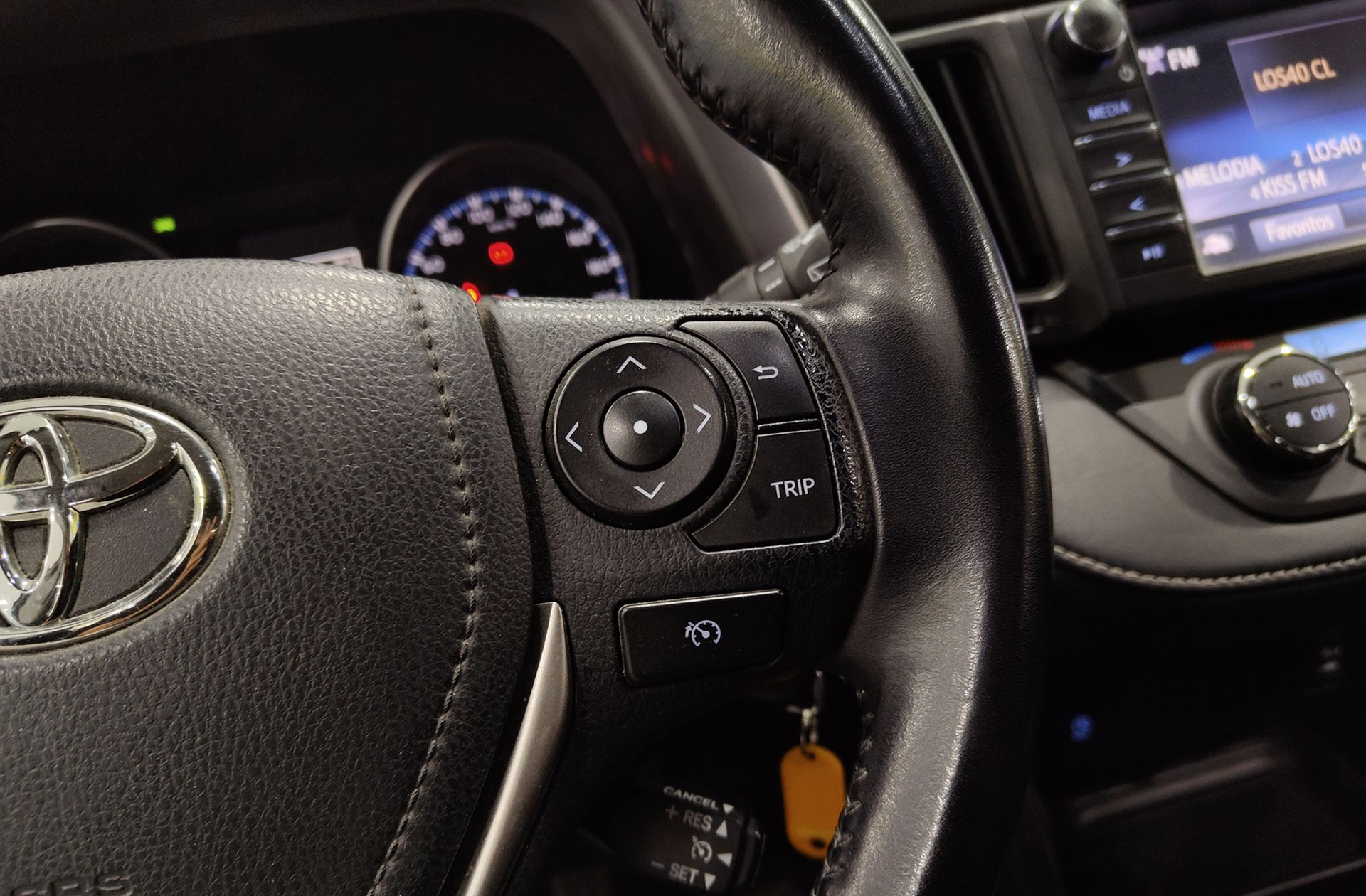 Toyota RAV4 150D 2WD Advance - foto 26