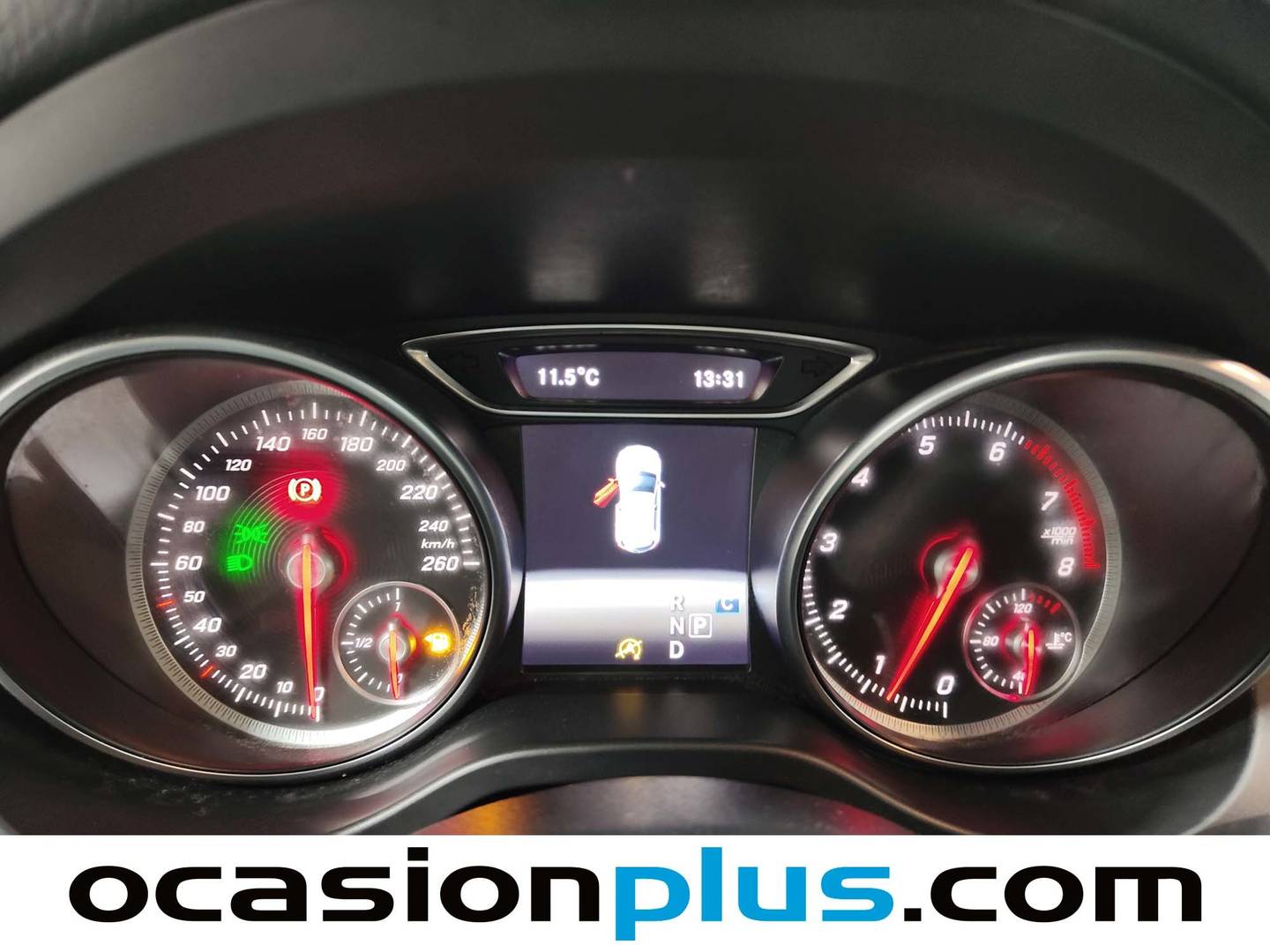 Foto Mercedes GLA Mercedes-Benz GLA GLA 180 (122 CV)