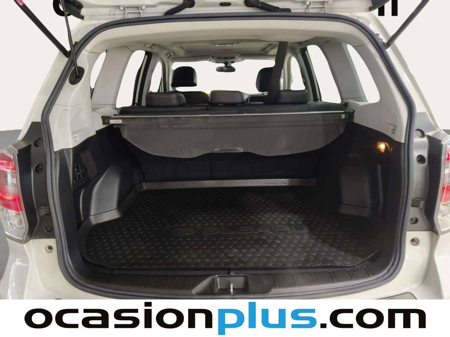 Foto Subaru Forester Subaru Forester 2.0 Executive Plus Lineartronic (240 CV)