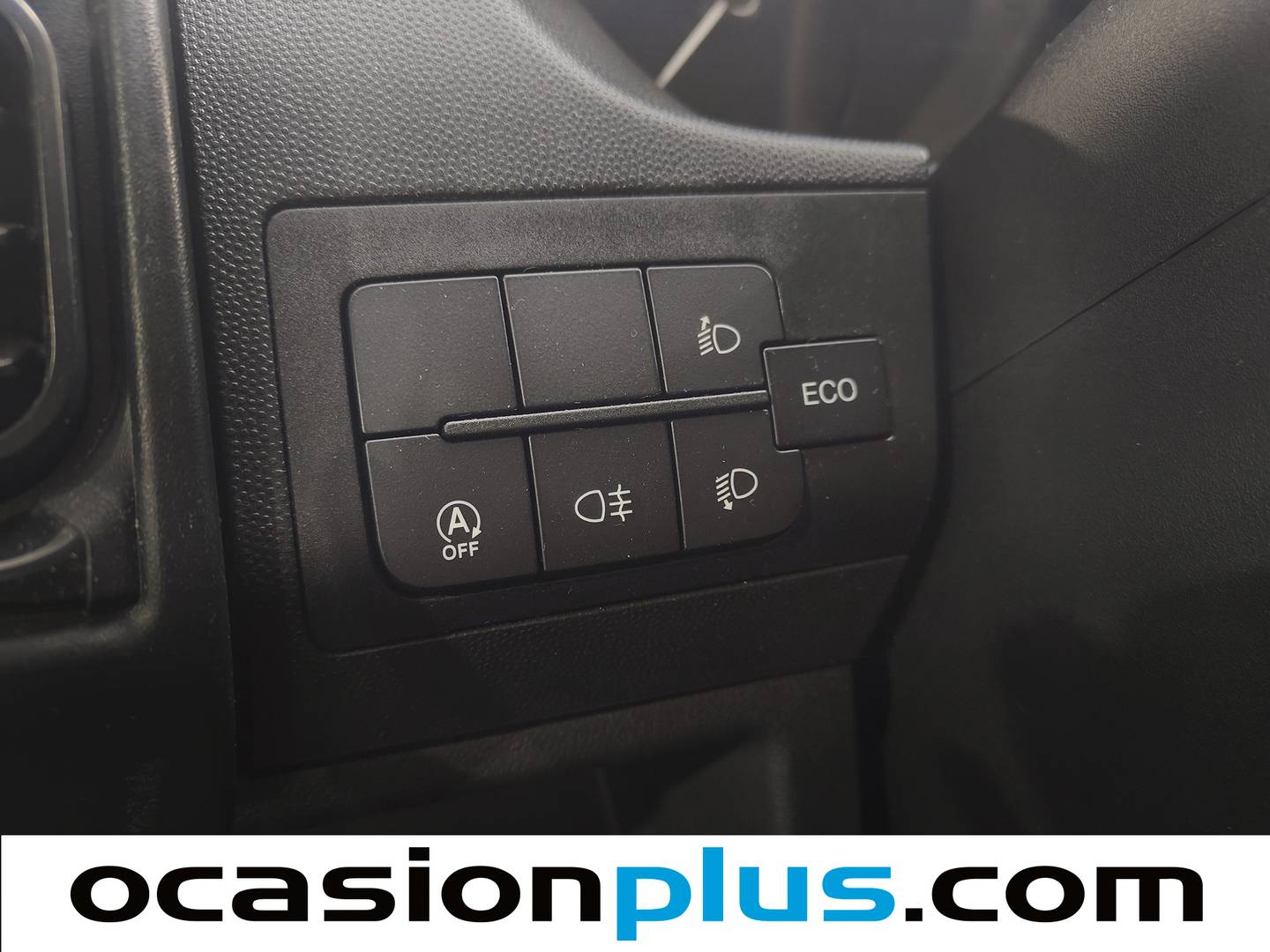 Extras y acabados del Citroën Jumper Citroën Jumper BlueHDi 140 35 L3H2 (140 CV)