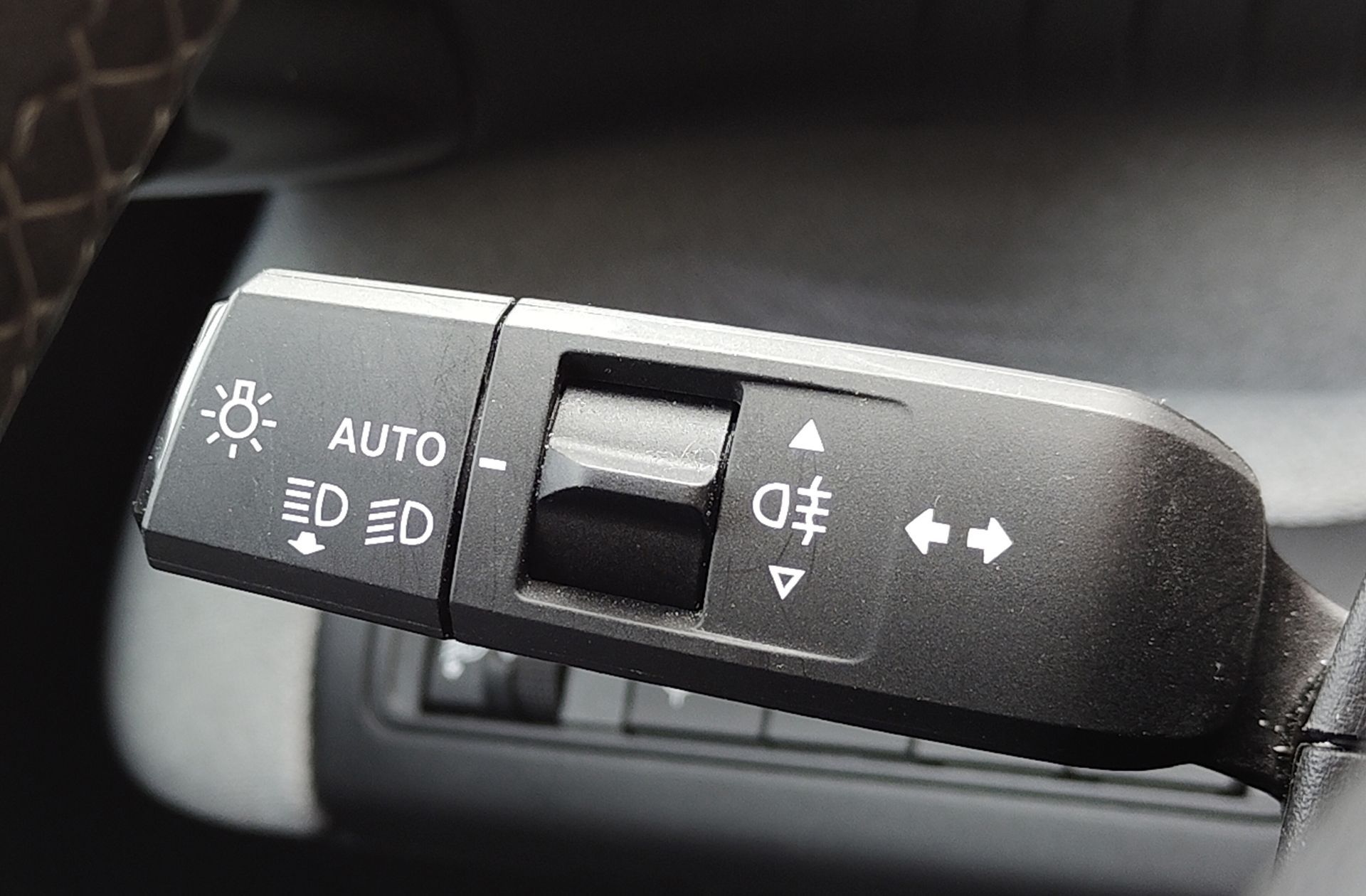 Citroën C3 Aircross Hybrid 145 Plus e-DCS6 - foto 23