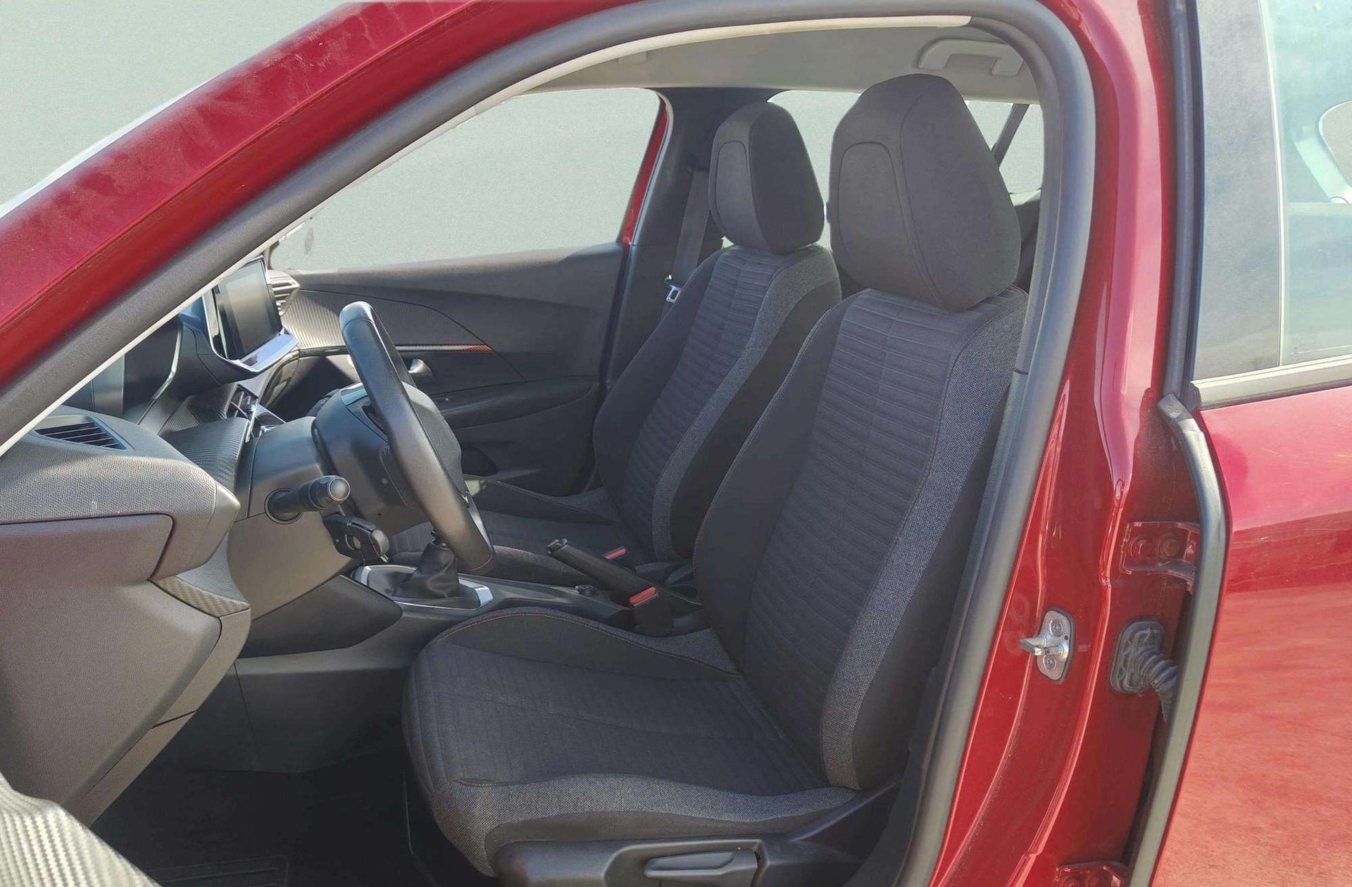 Peugeot 2008 PureTech 100 Active Pack - foto 13